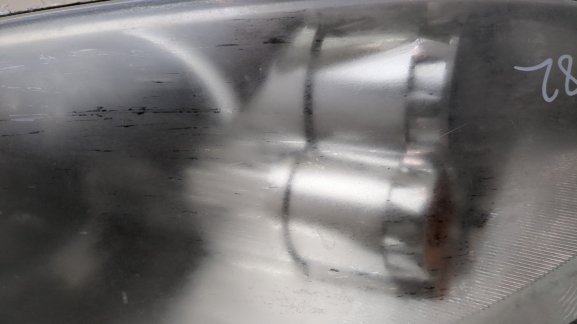 Фара правая