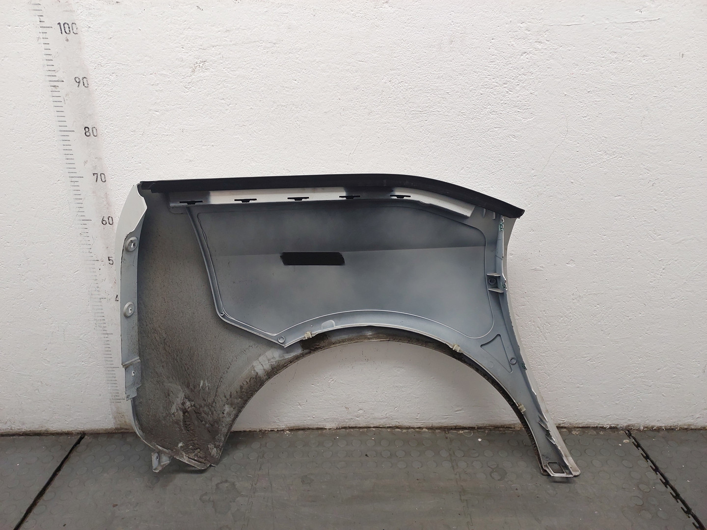 Крыло заднее левое