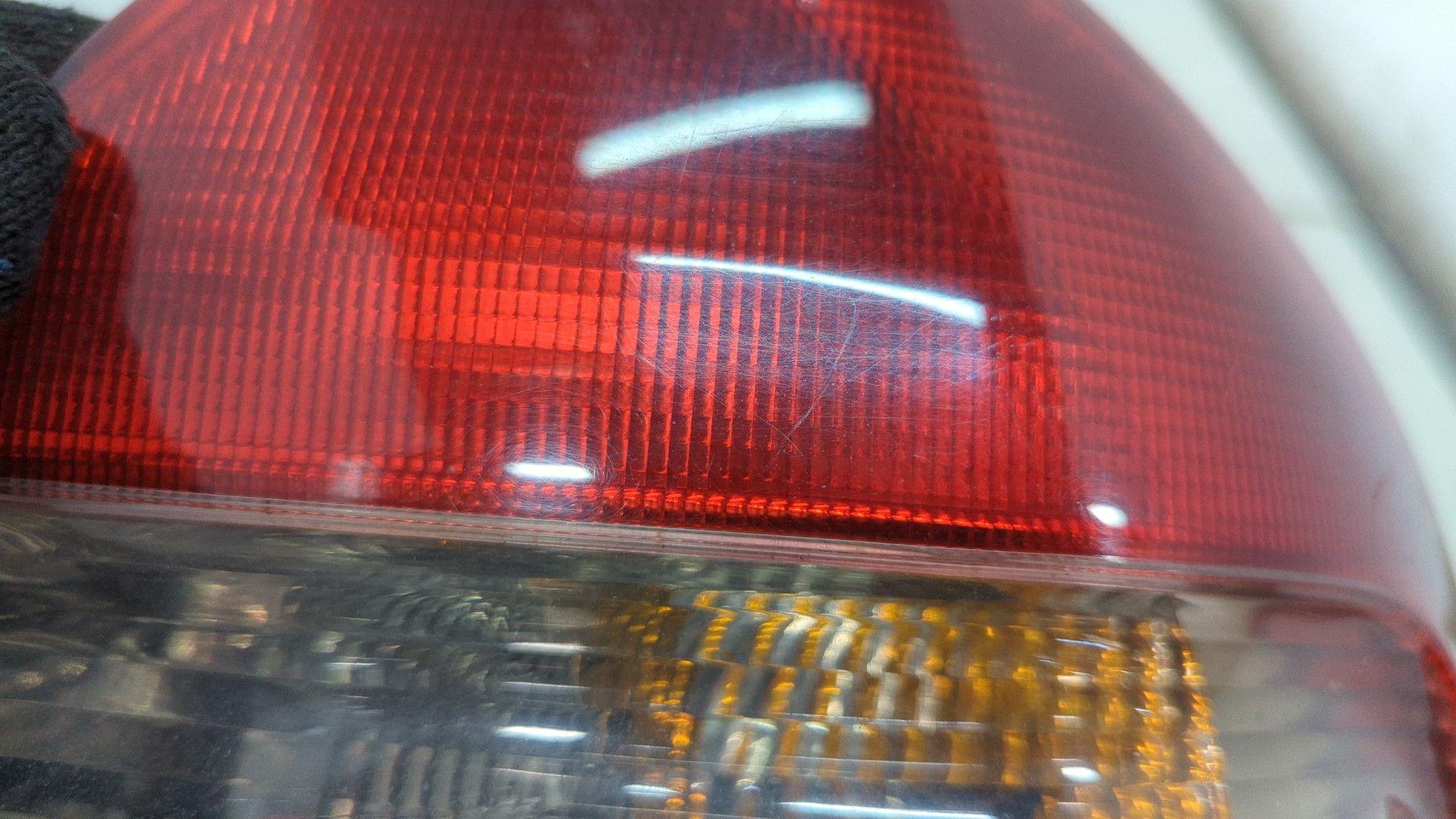 Фонарь задний правый