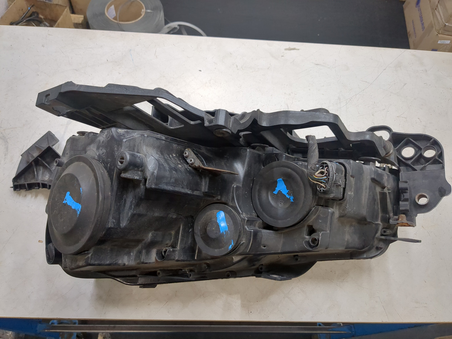 Фара правая