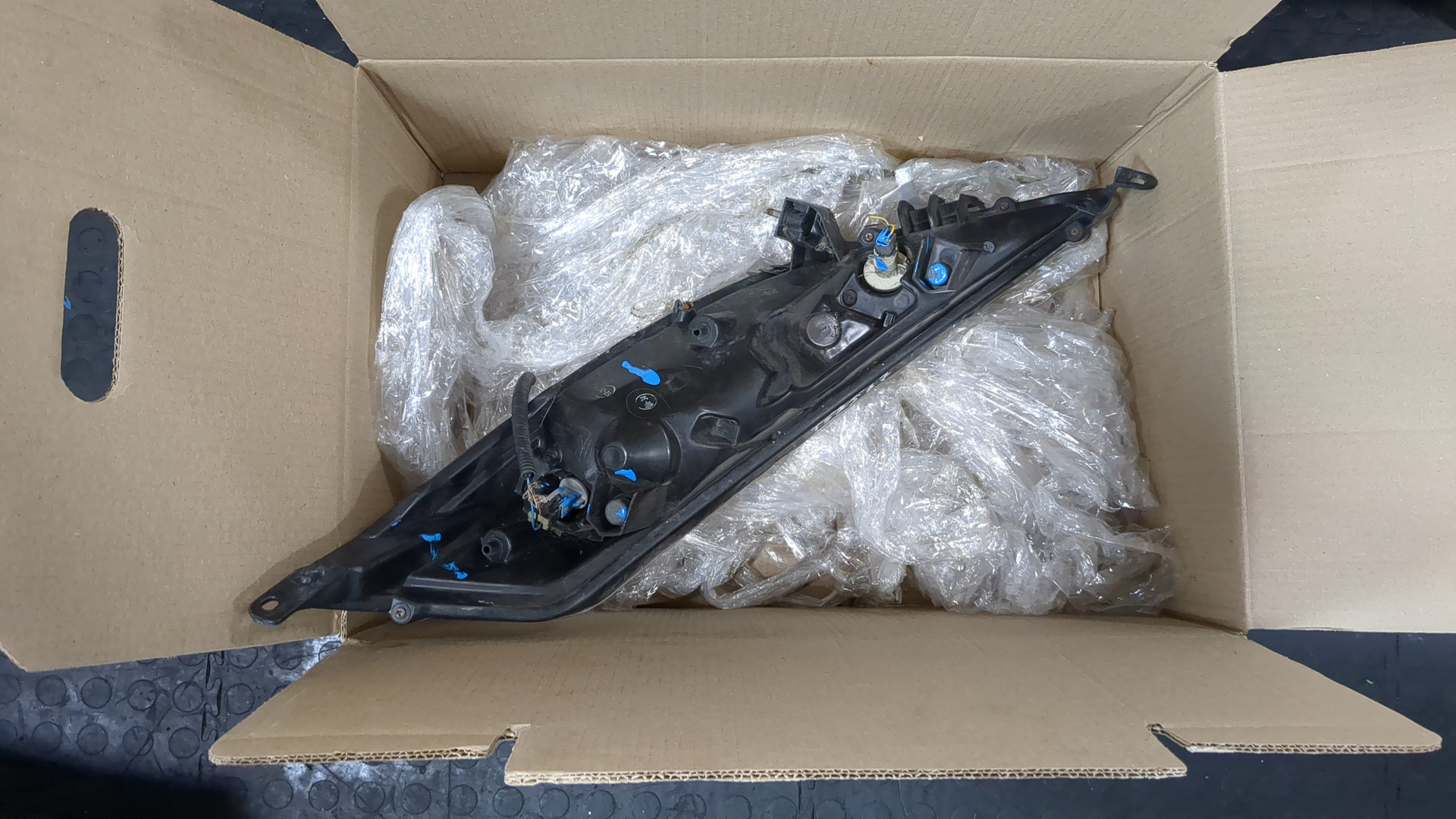 Повторитель на крыло правый