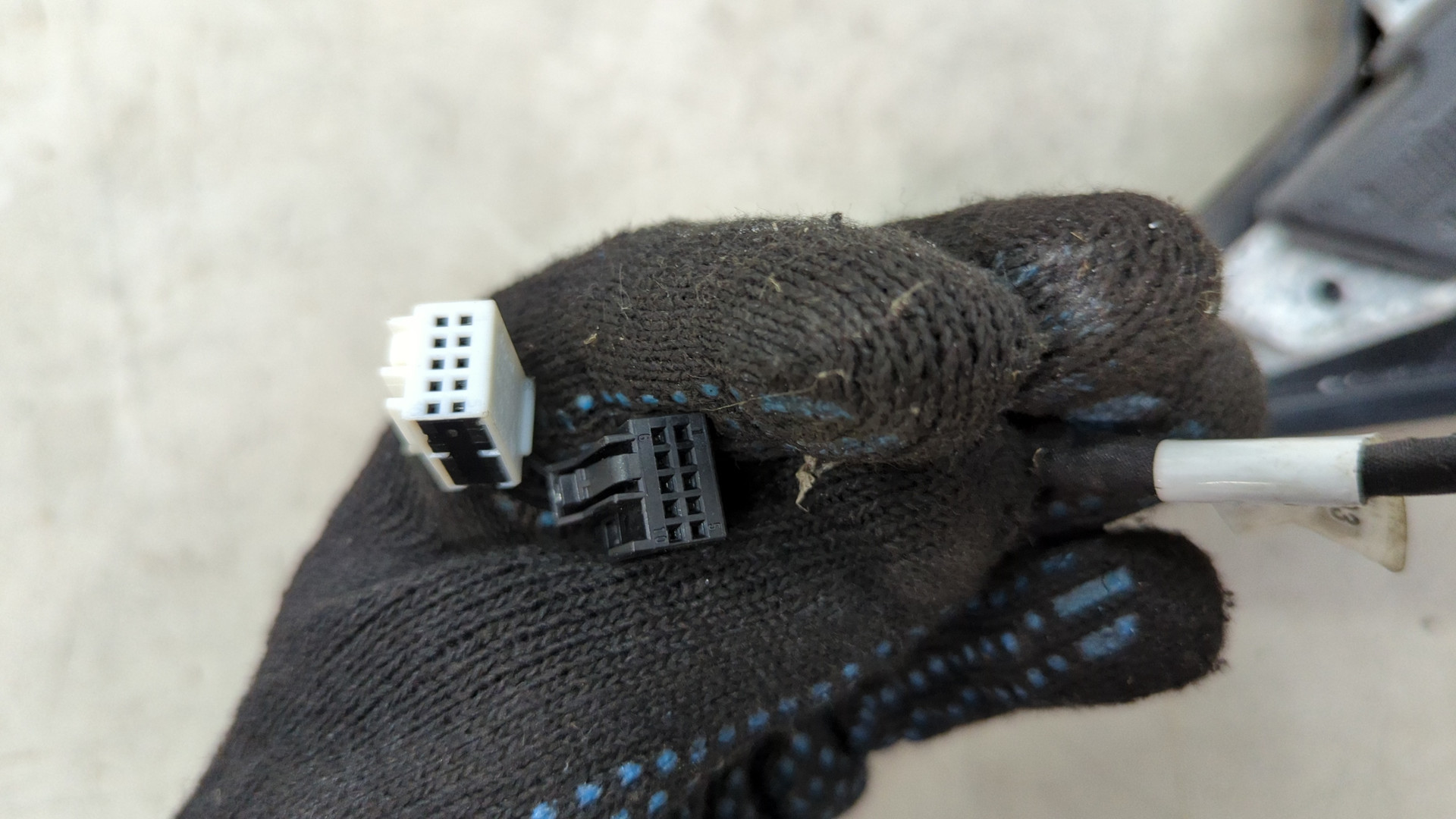 Зеркало левое электрическое