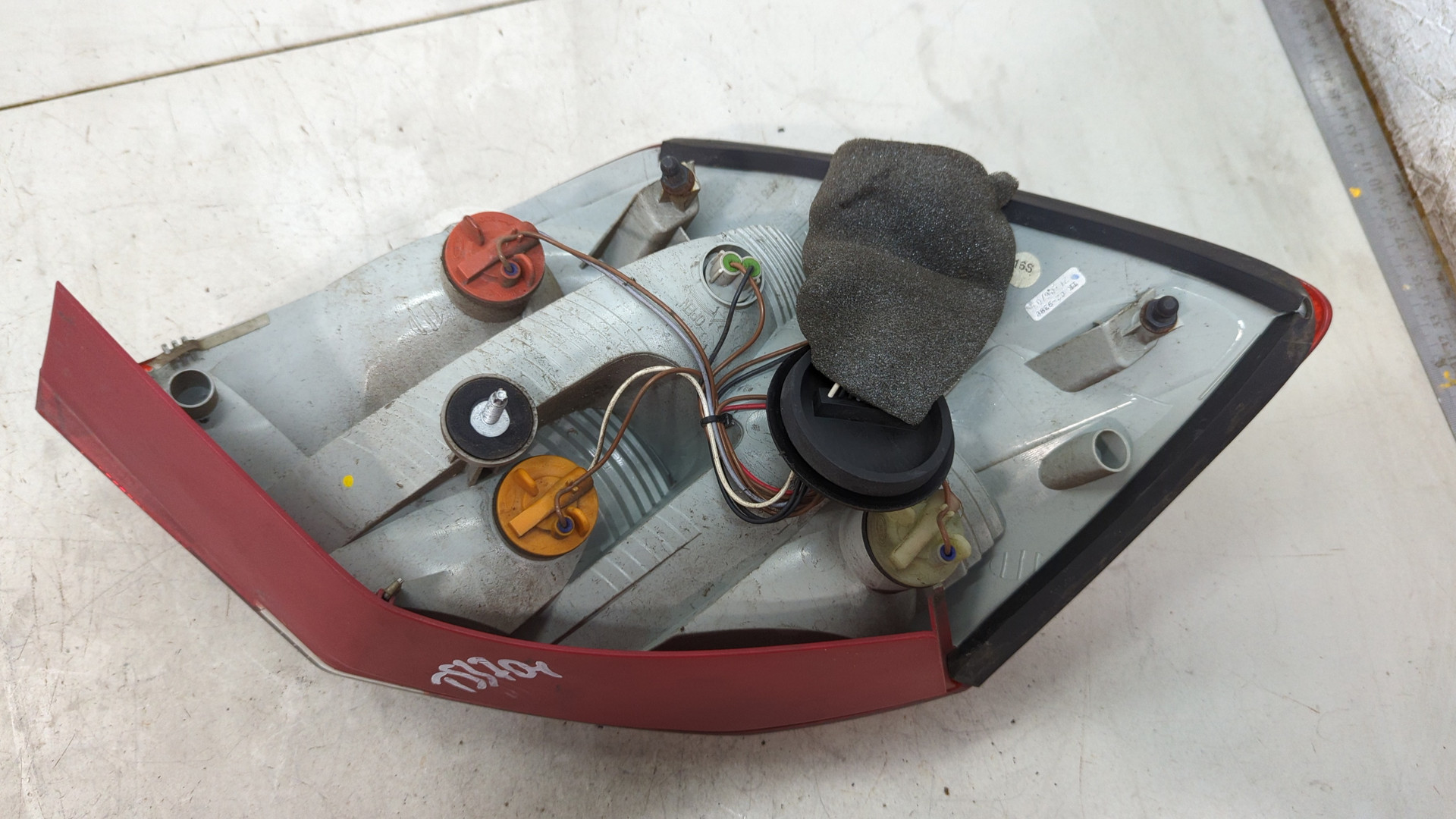 Фонарь задний правый