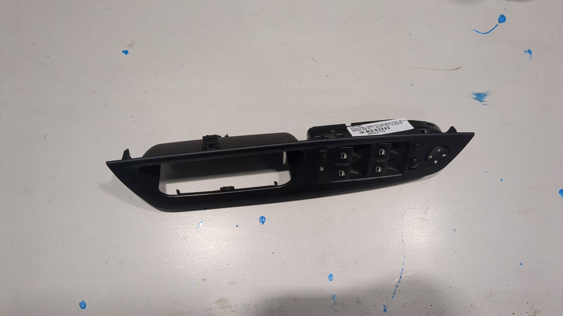 Кнопка стеклоподъемника