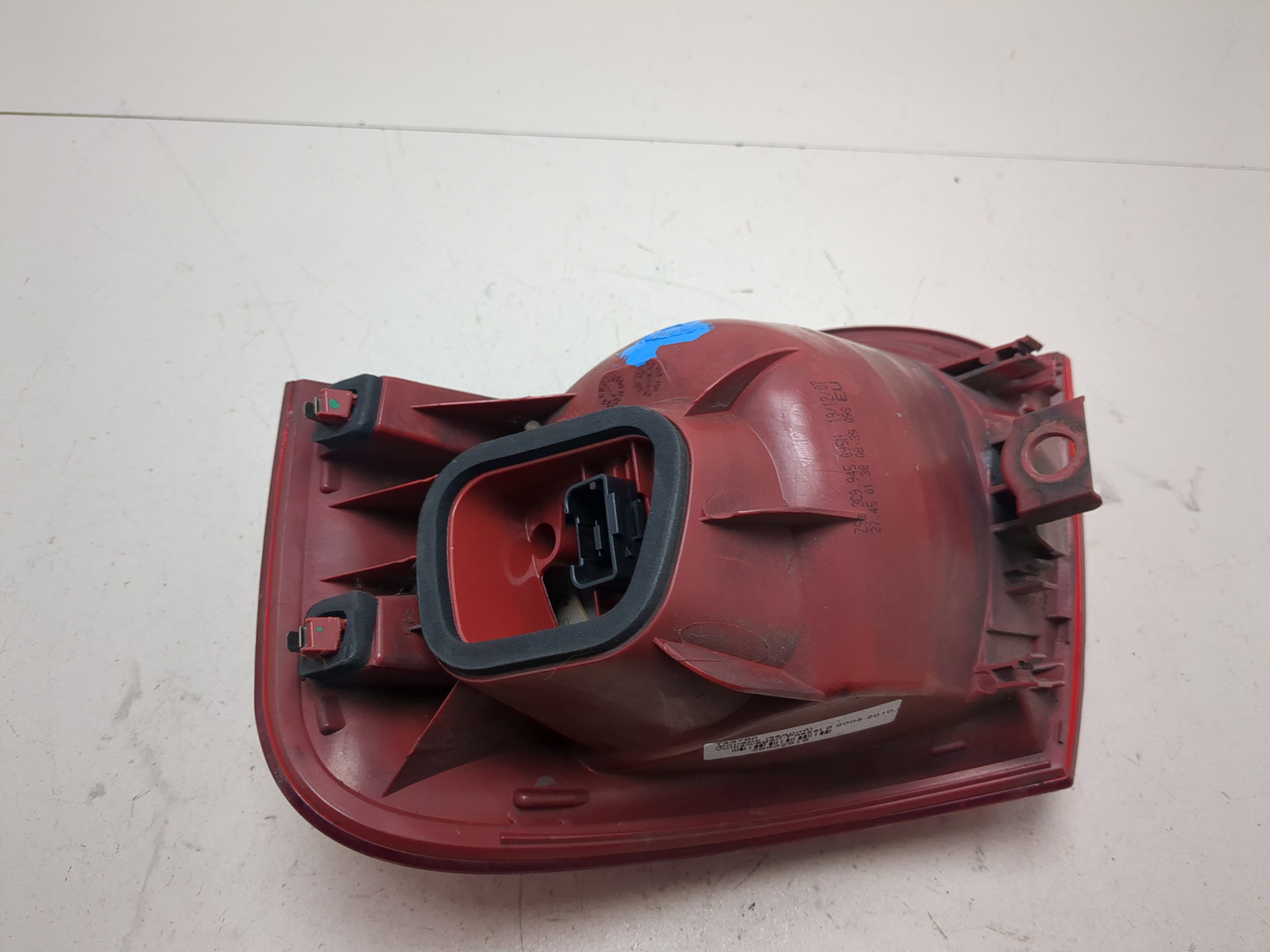 Фонарь задний левый