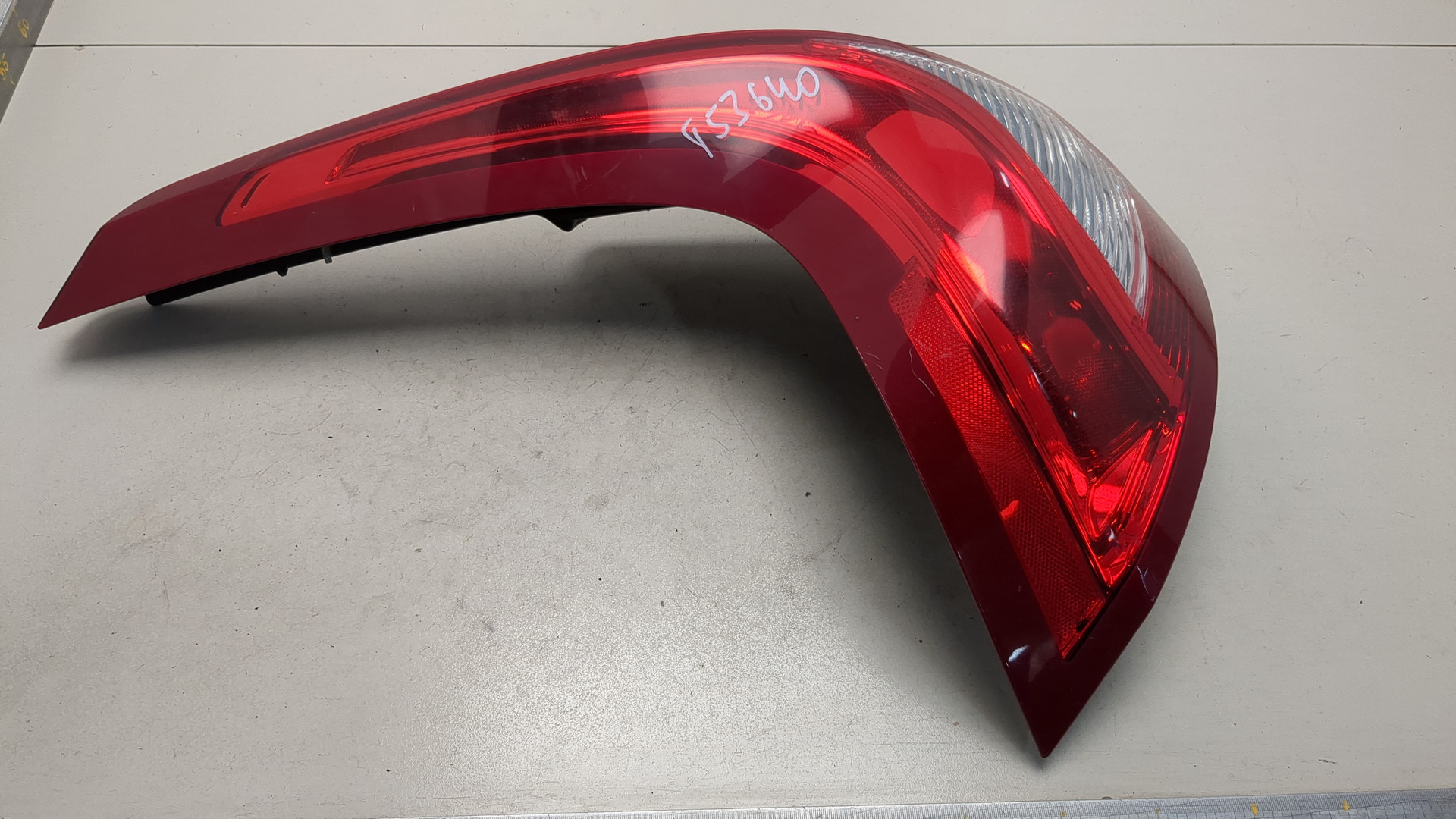 Фонарь задний левый