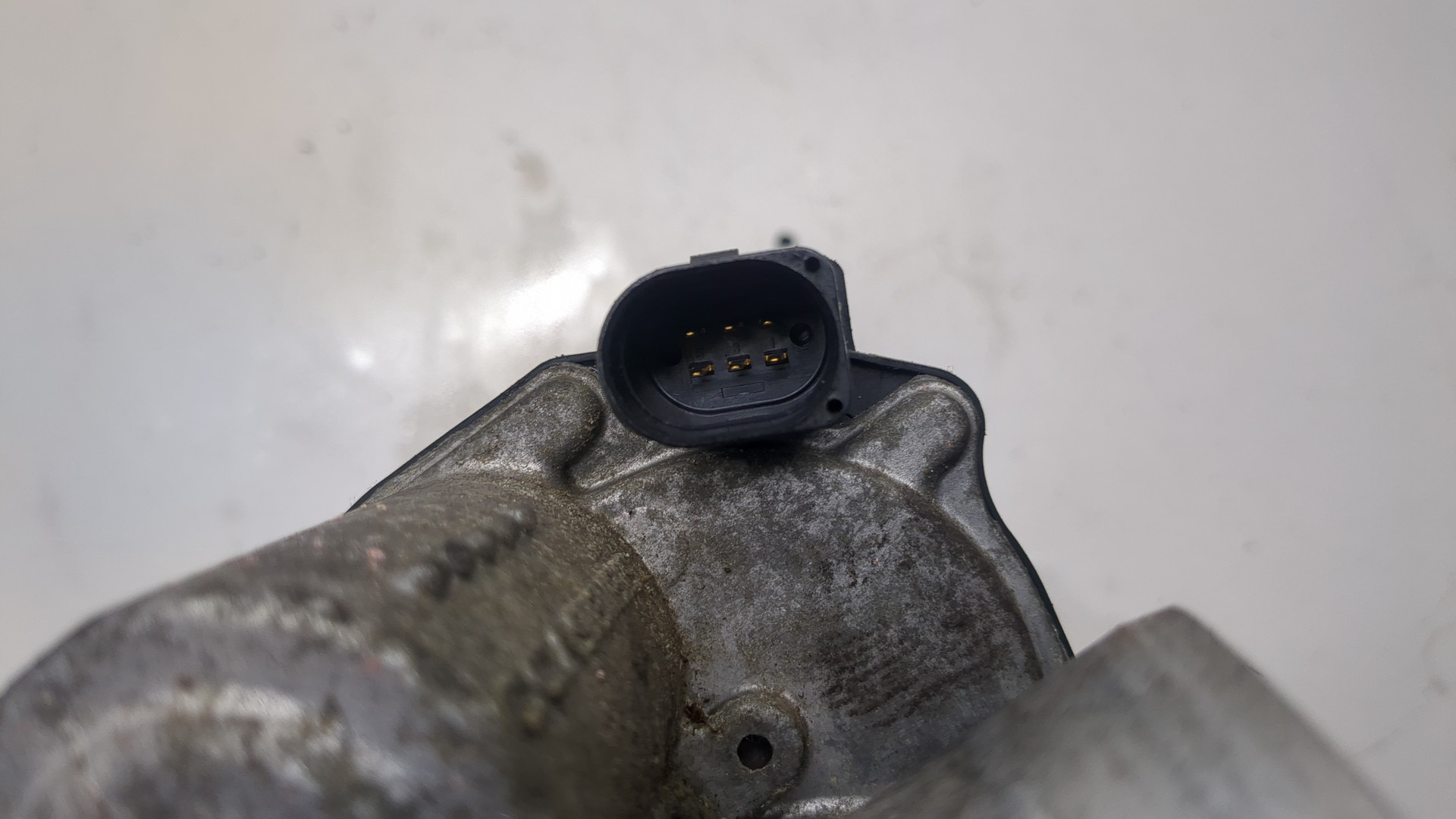 Заслонка дроссельная электрическая