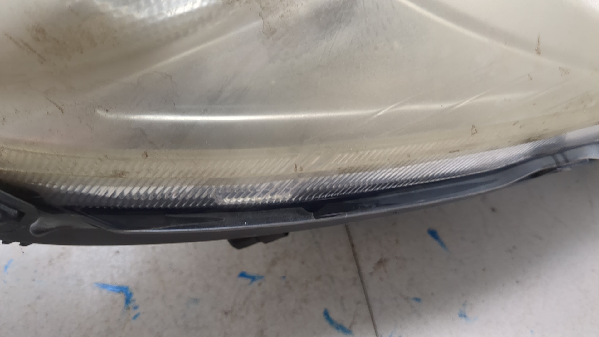 Фара правая