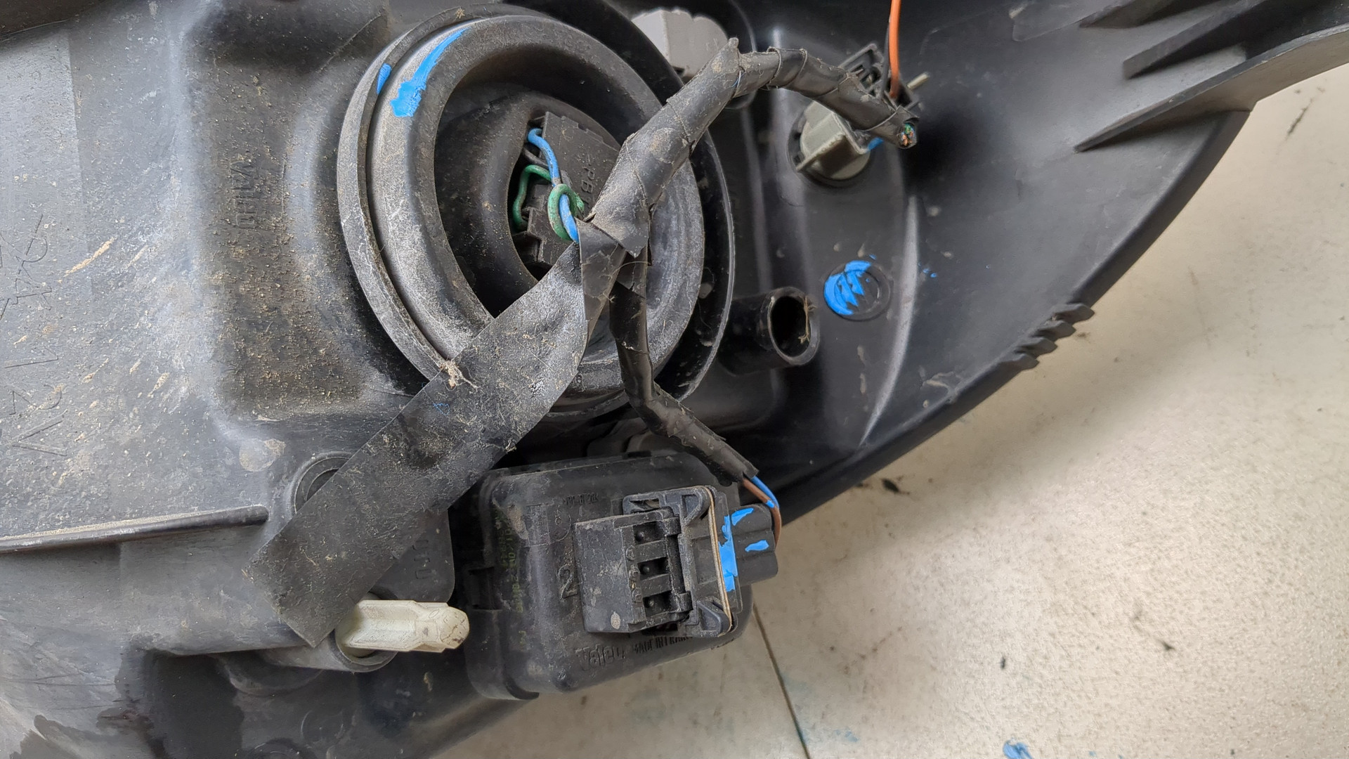 Фара правая