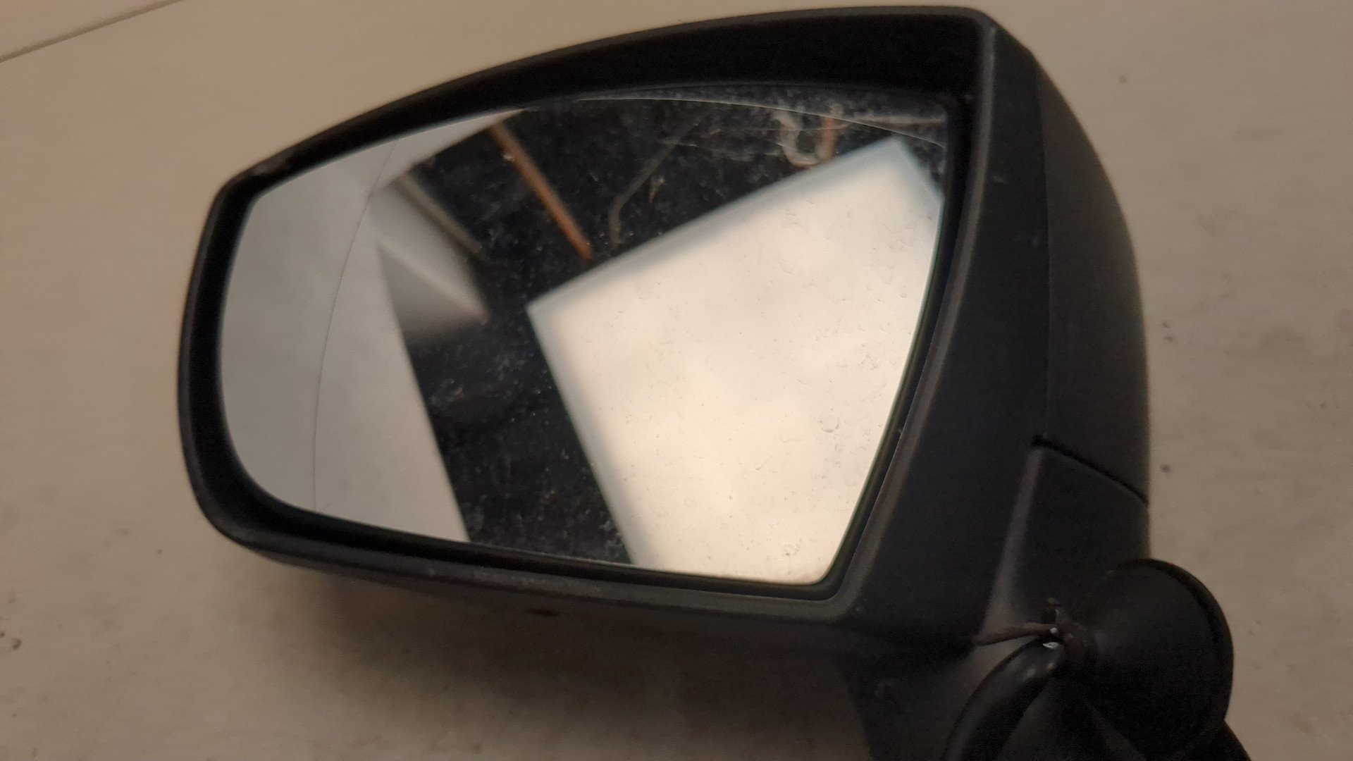 Зеркало левое электрическое