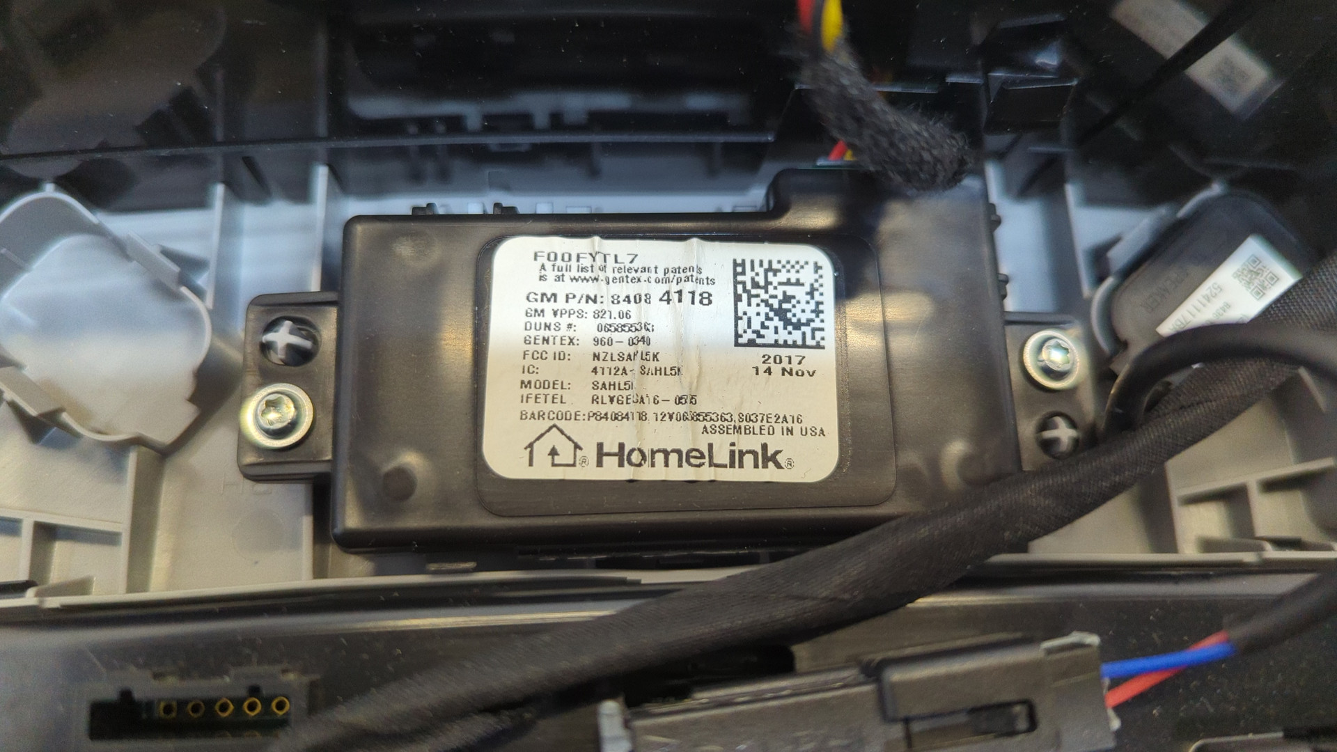 Плафон салонный