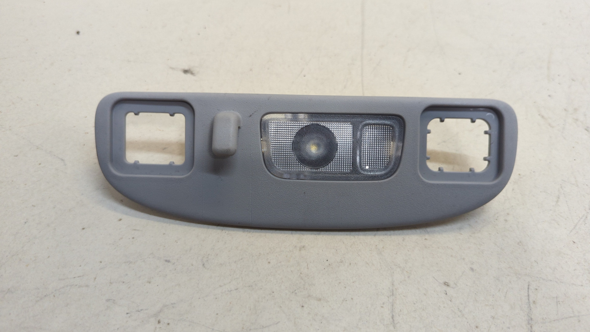 Плафон салонный