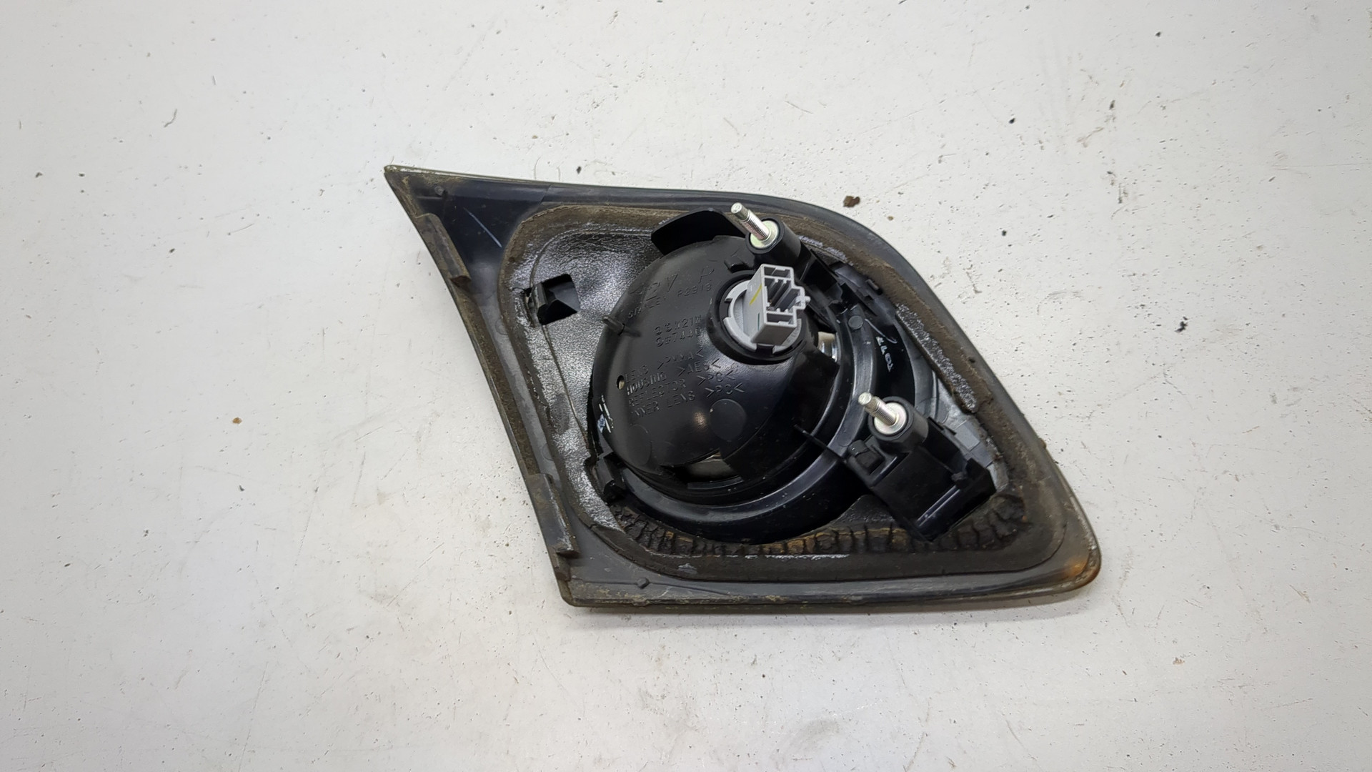 Фонарь задний внутренний правый