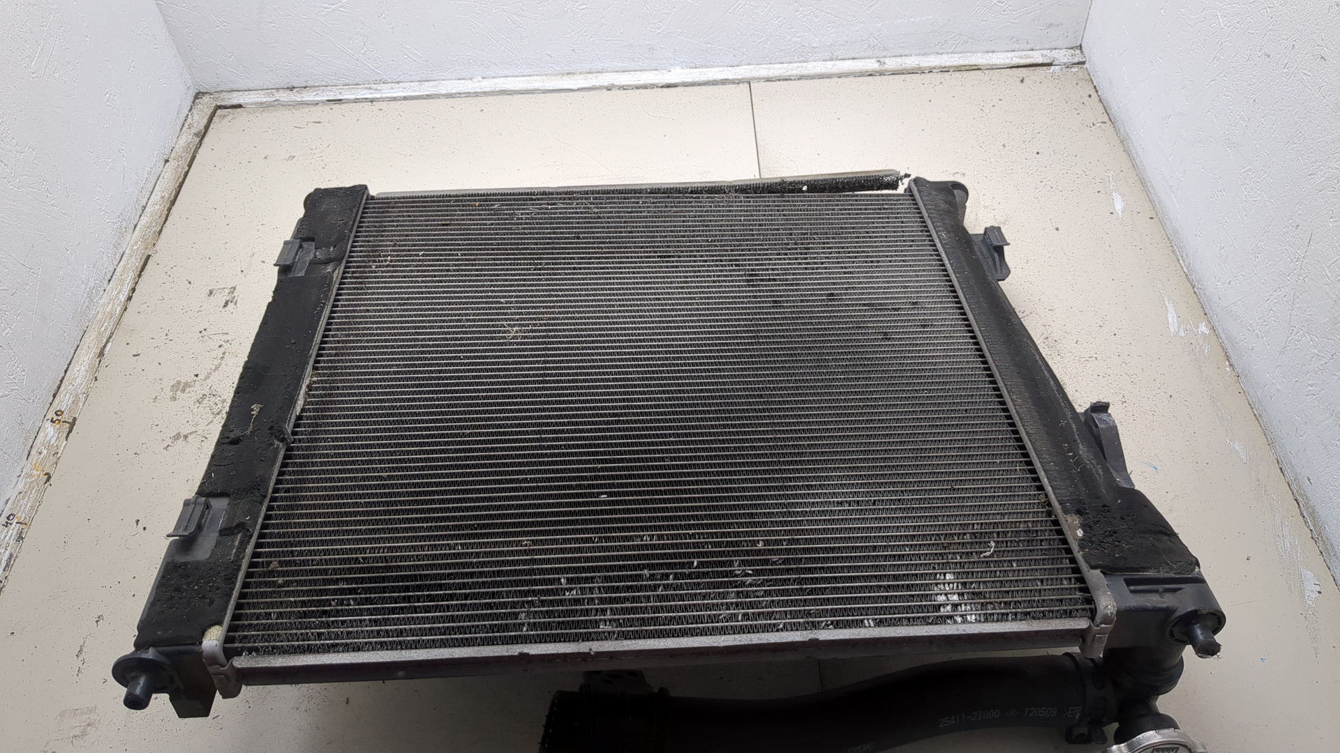 Радиатор охлаждения двигателя основной