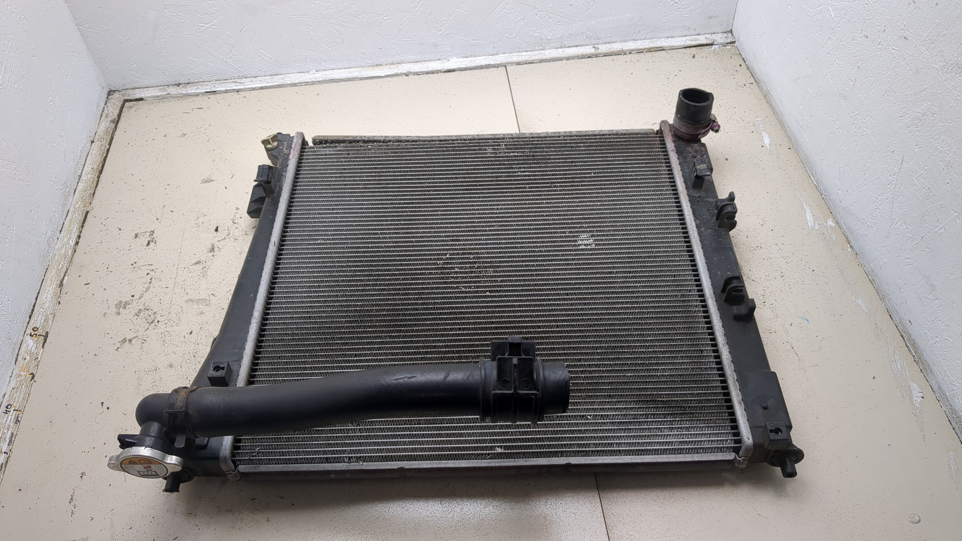 Радиатор охлаждения двигателя основной