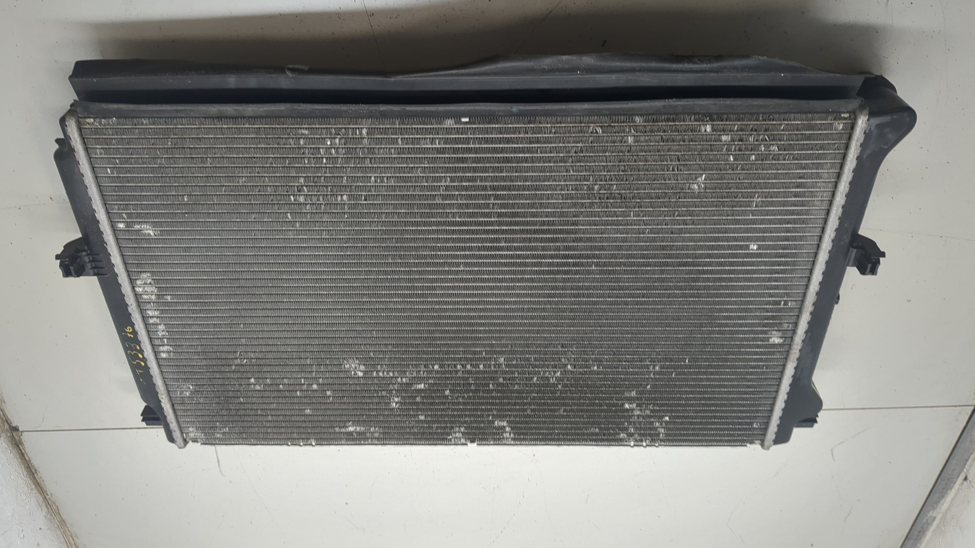 Радиатор охлаждения двигателя основной