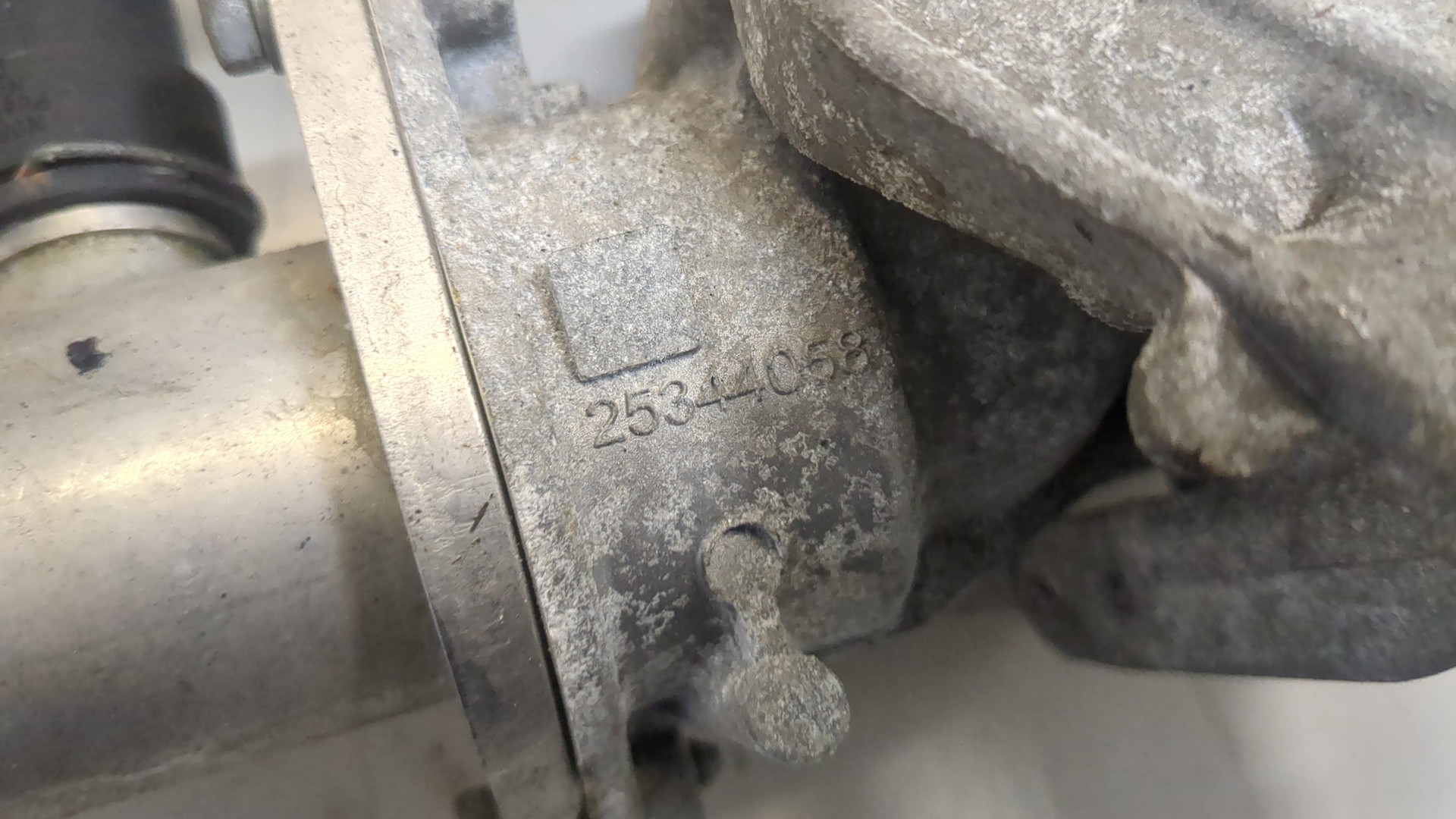 Клапан рециркуляции выхлопных газов (EGR)