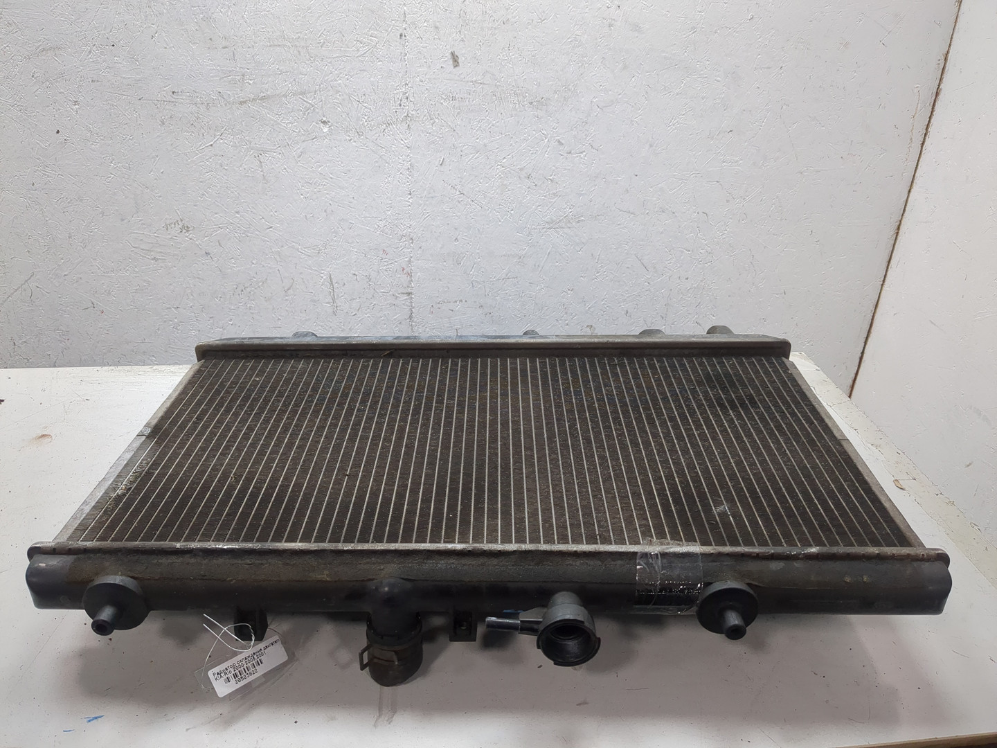 Радиатор охлаждения двигателя основной