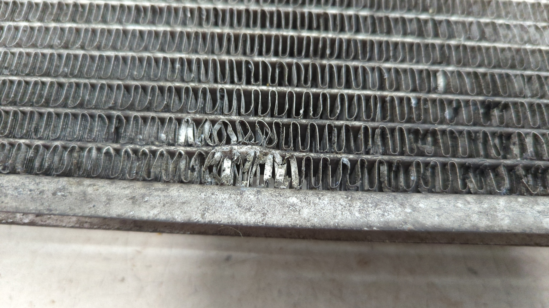 Радиатор охлаждения двигателя основной