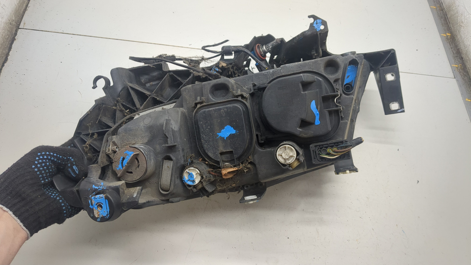 Фара правая