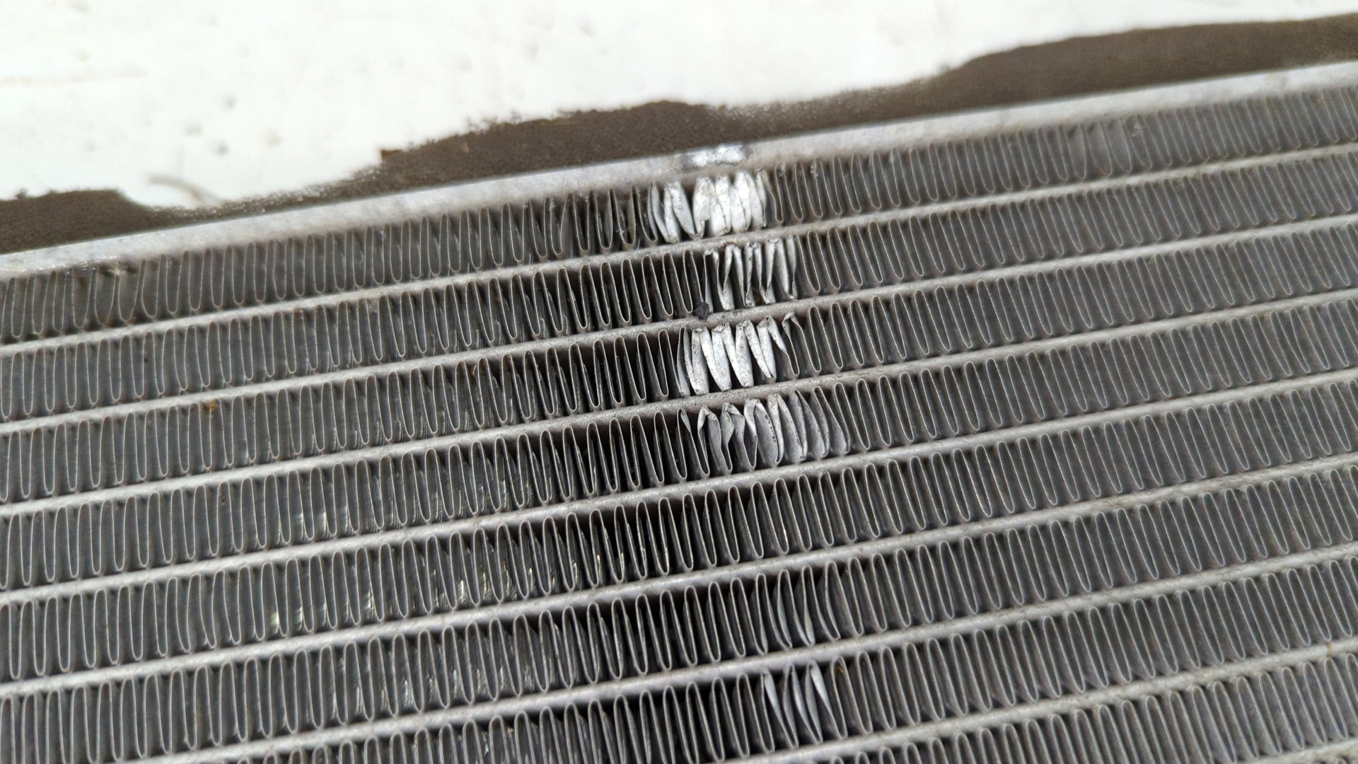 Радиатор охлаждения двигателя основной