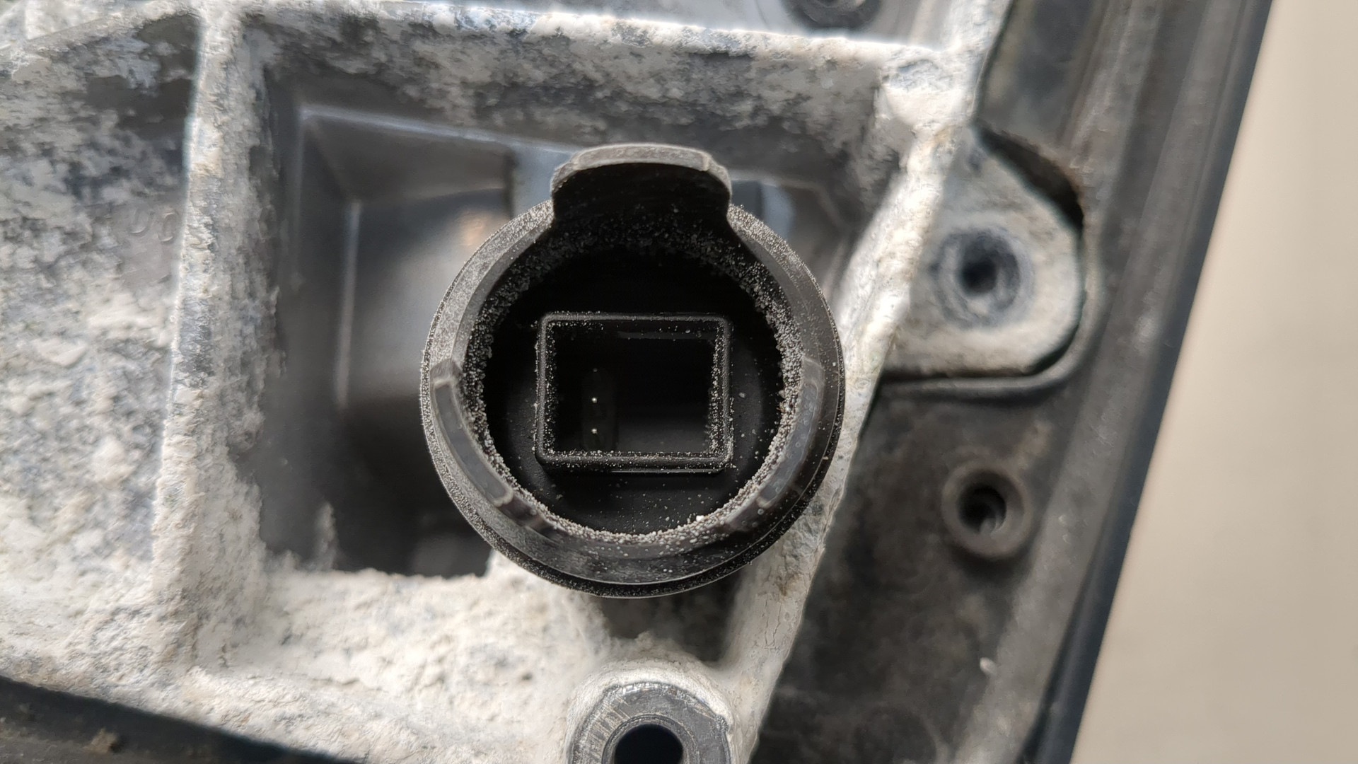 Зеркало правое электрическое