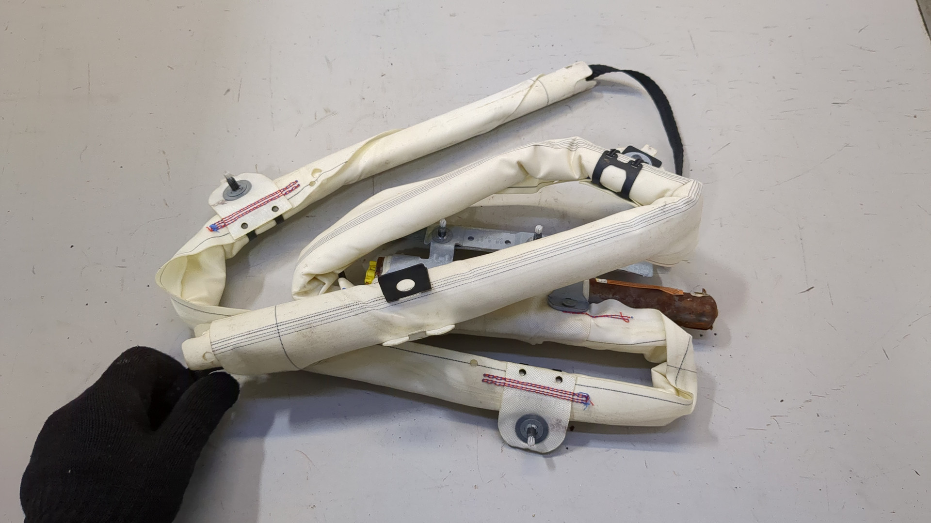 Подушка безопасности боковая (шторка)