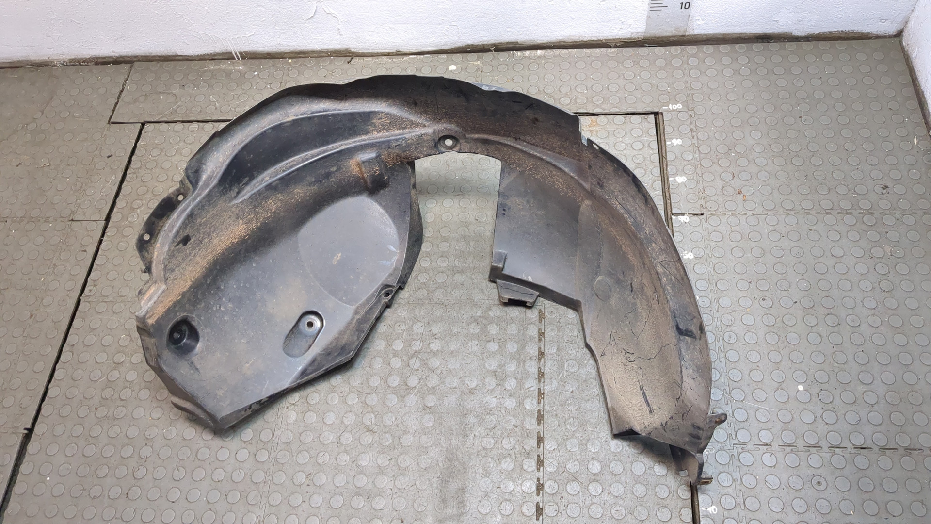 Локер передний правый