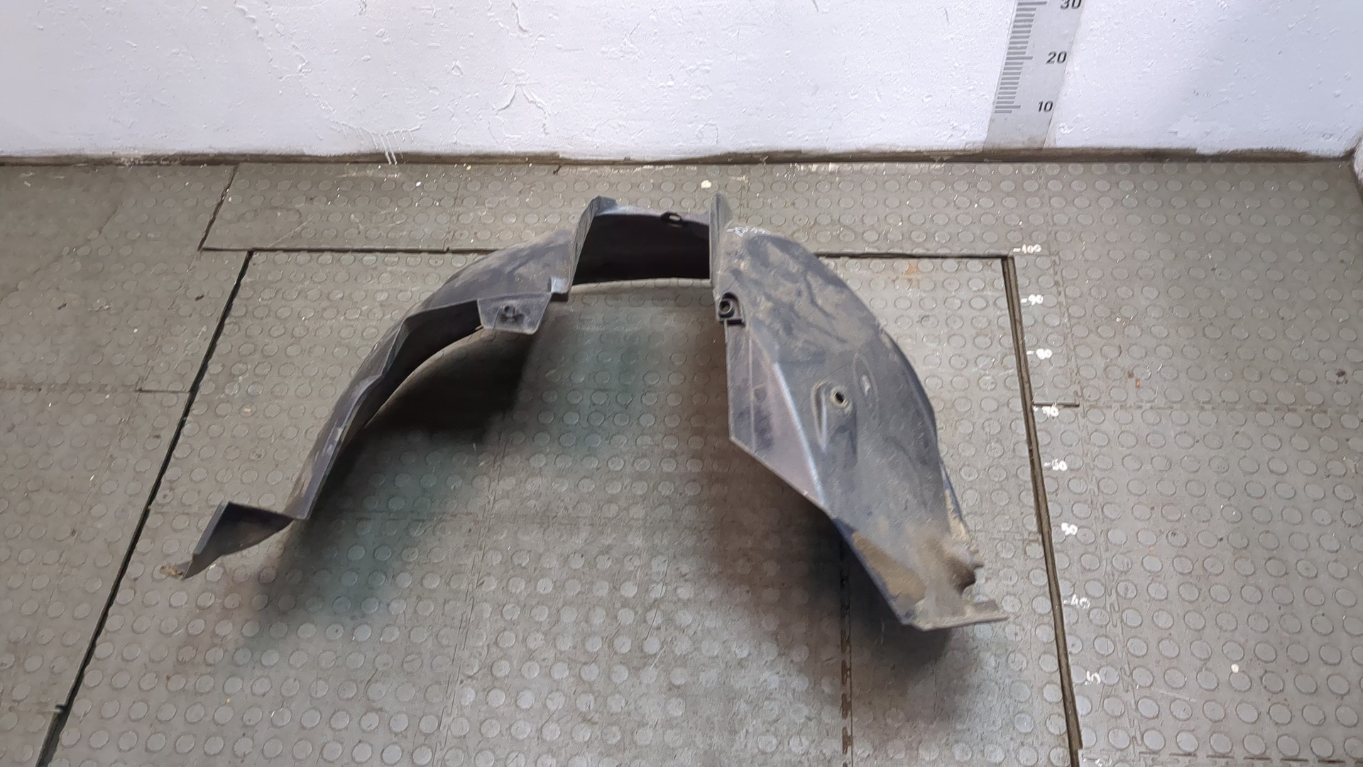 Локер передний правый