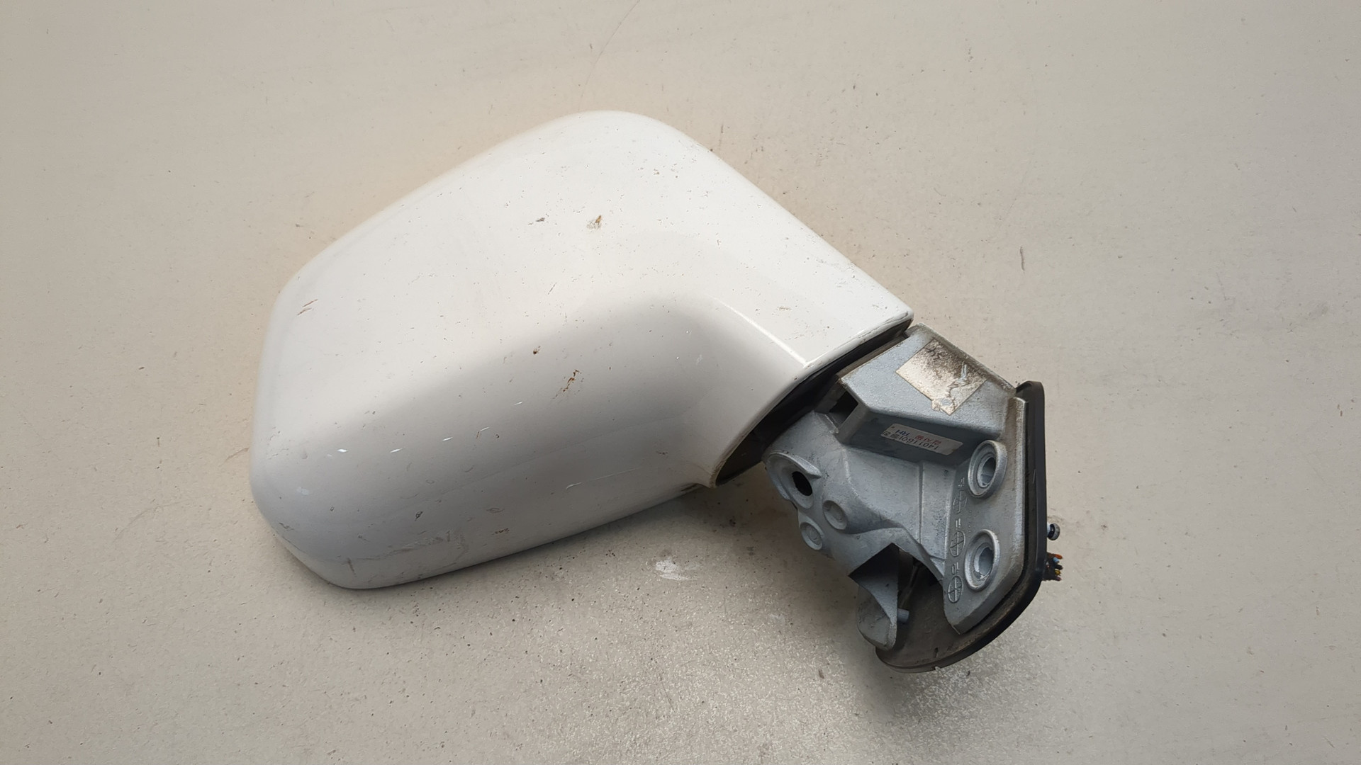 Зеркало правое электрическое