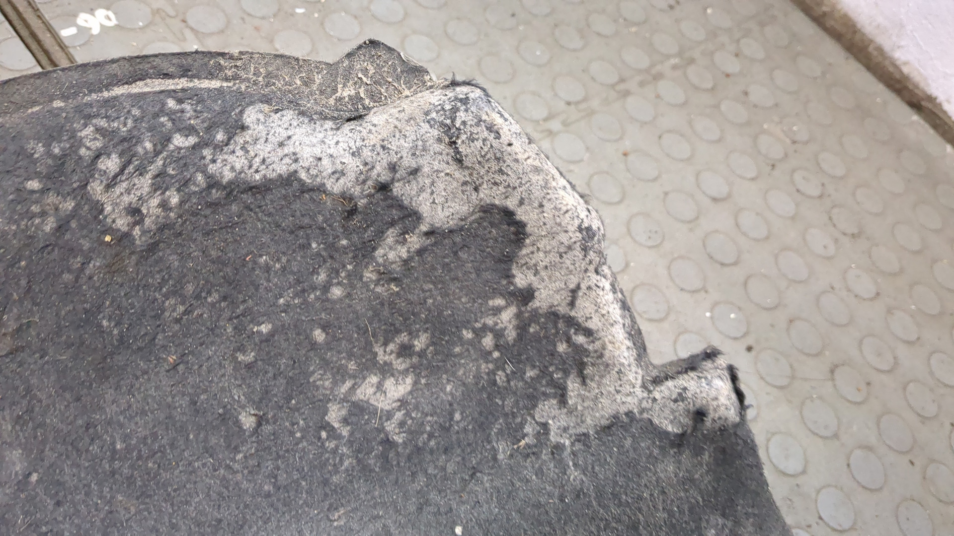 Локер передний левый