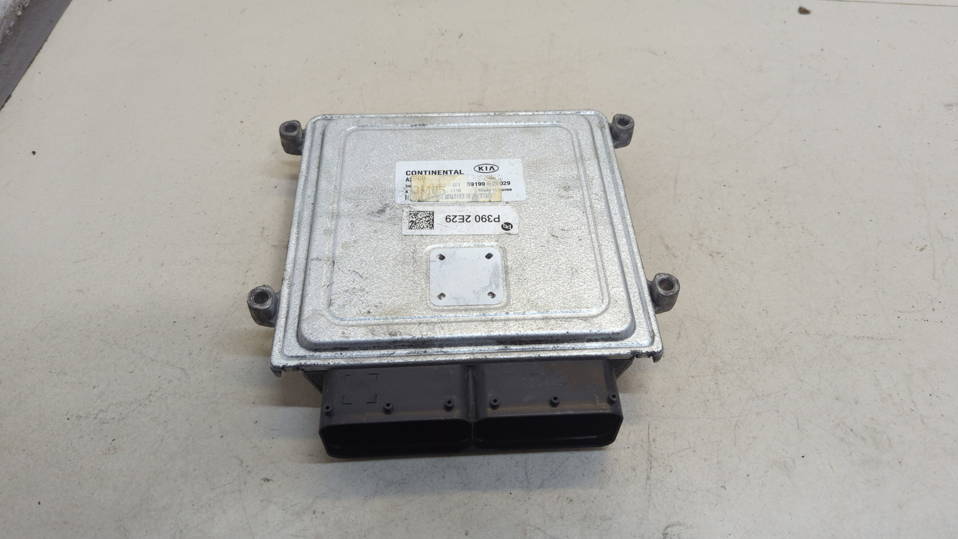 Блок управления двигателем