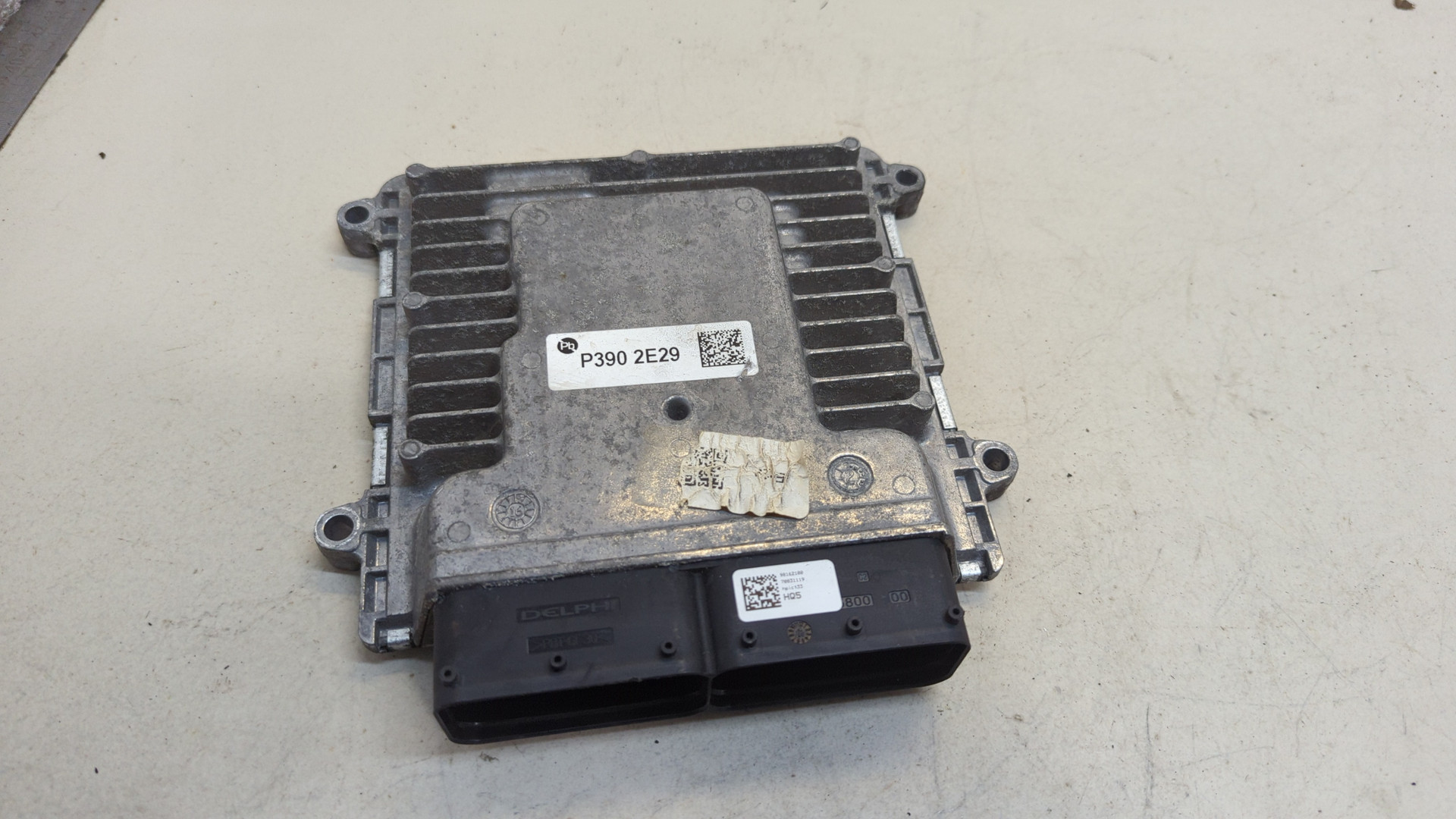 Блок управления двигателем