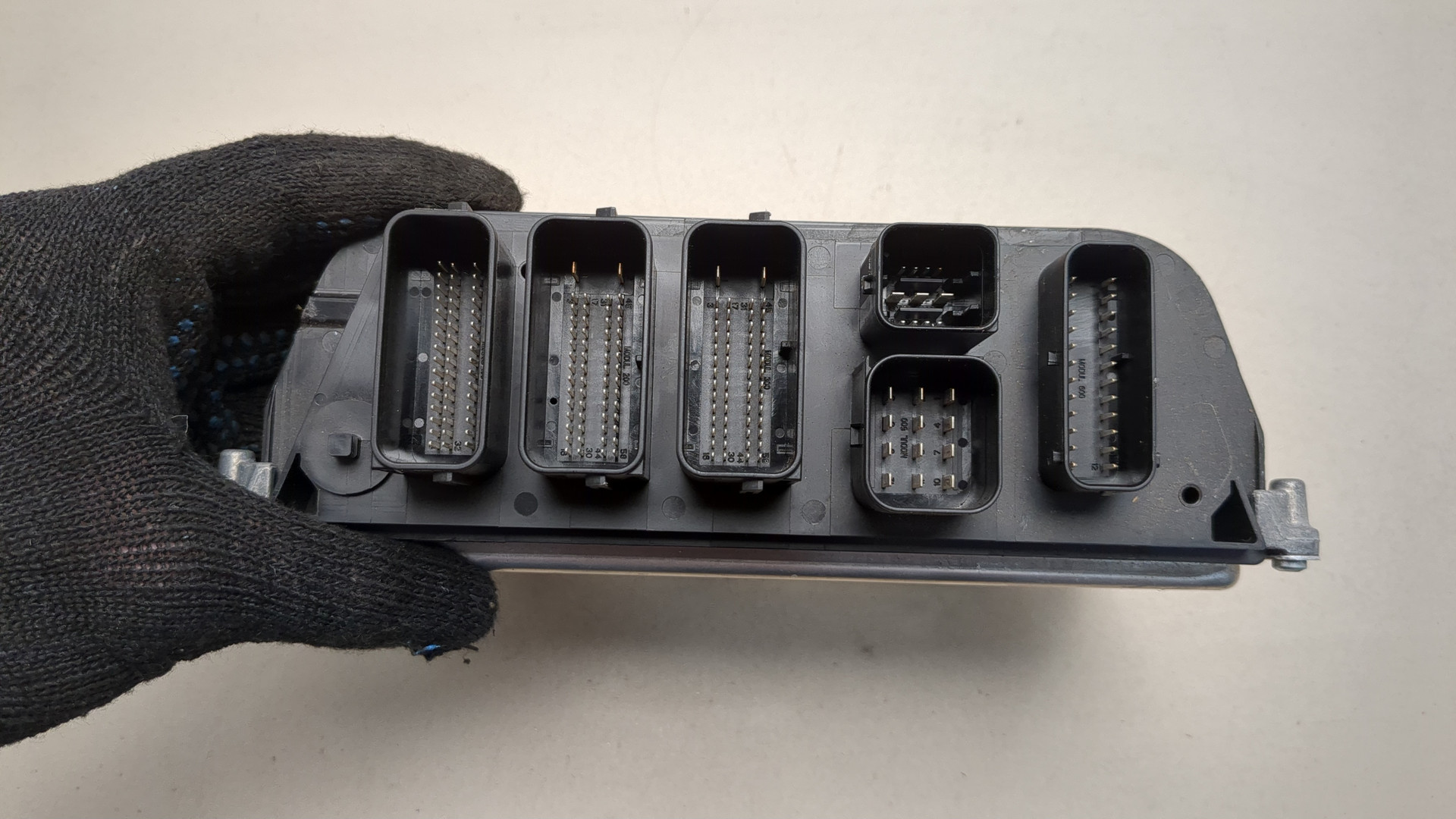 Блок управления двигателем