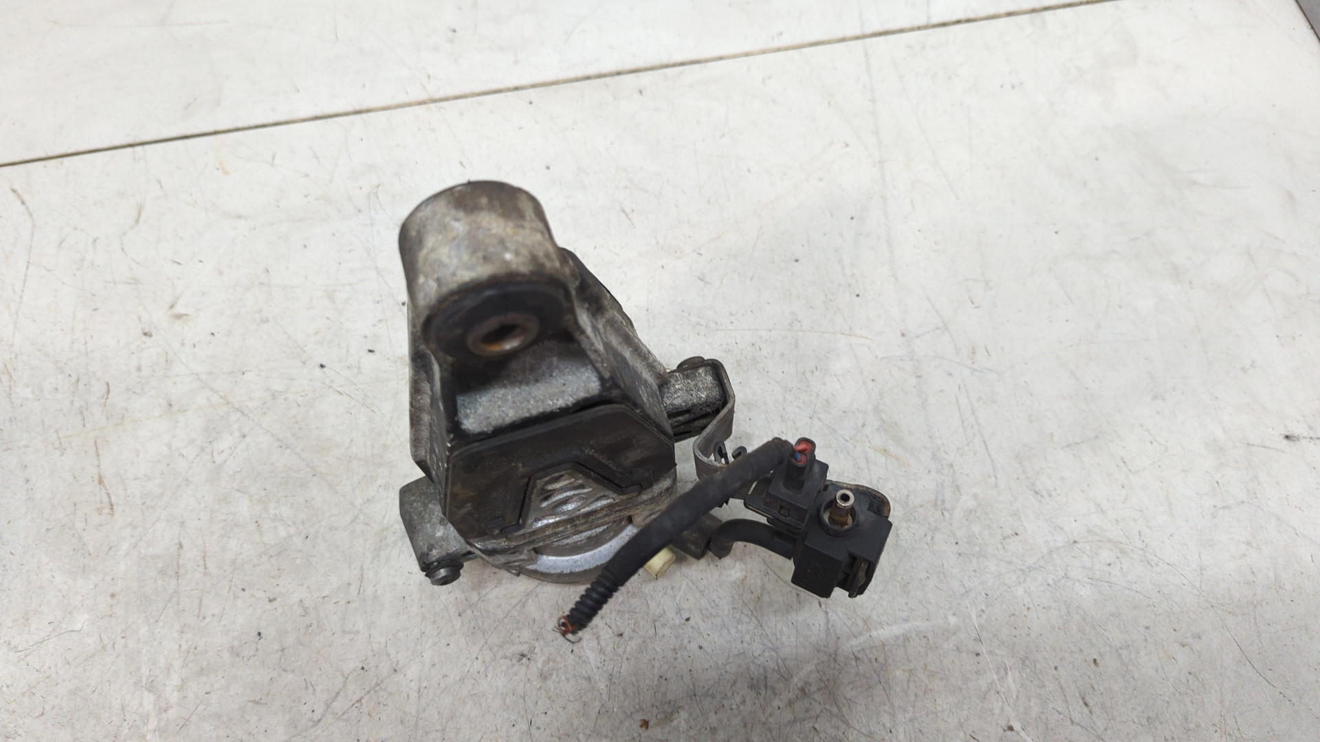 Опора двигателя