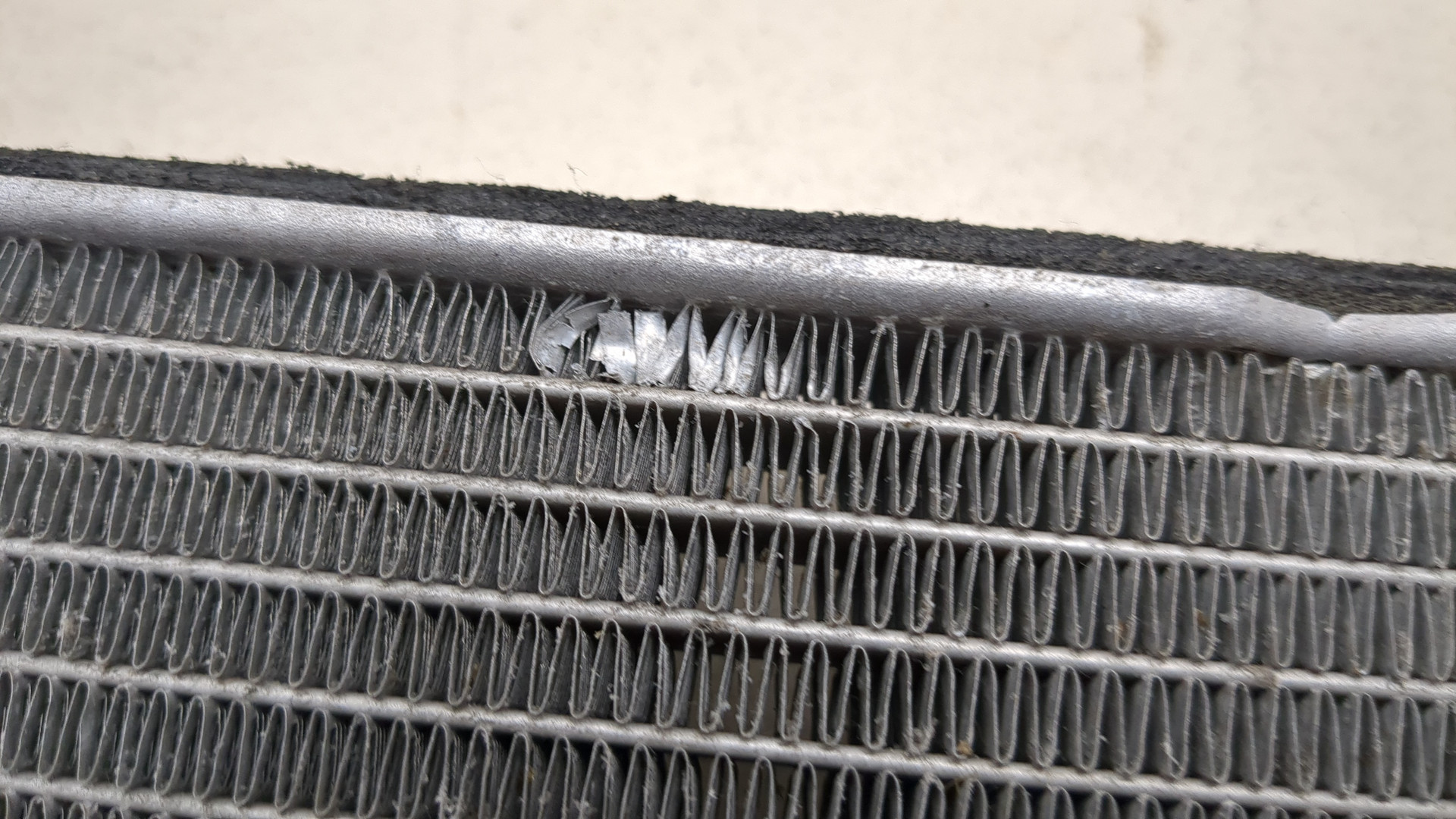 Радиатор охлаждения двигателя основной