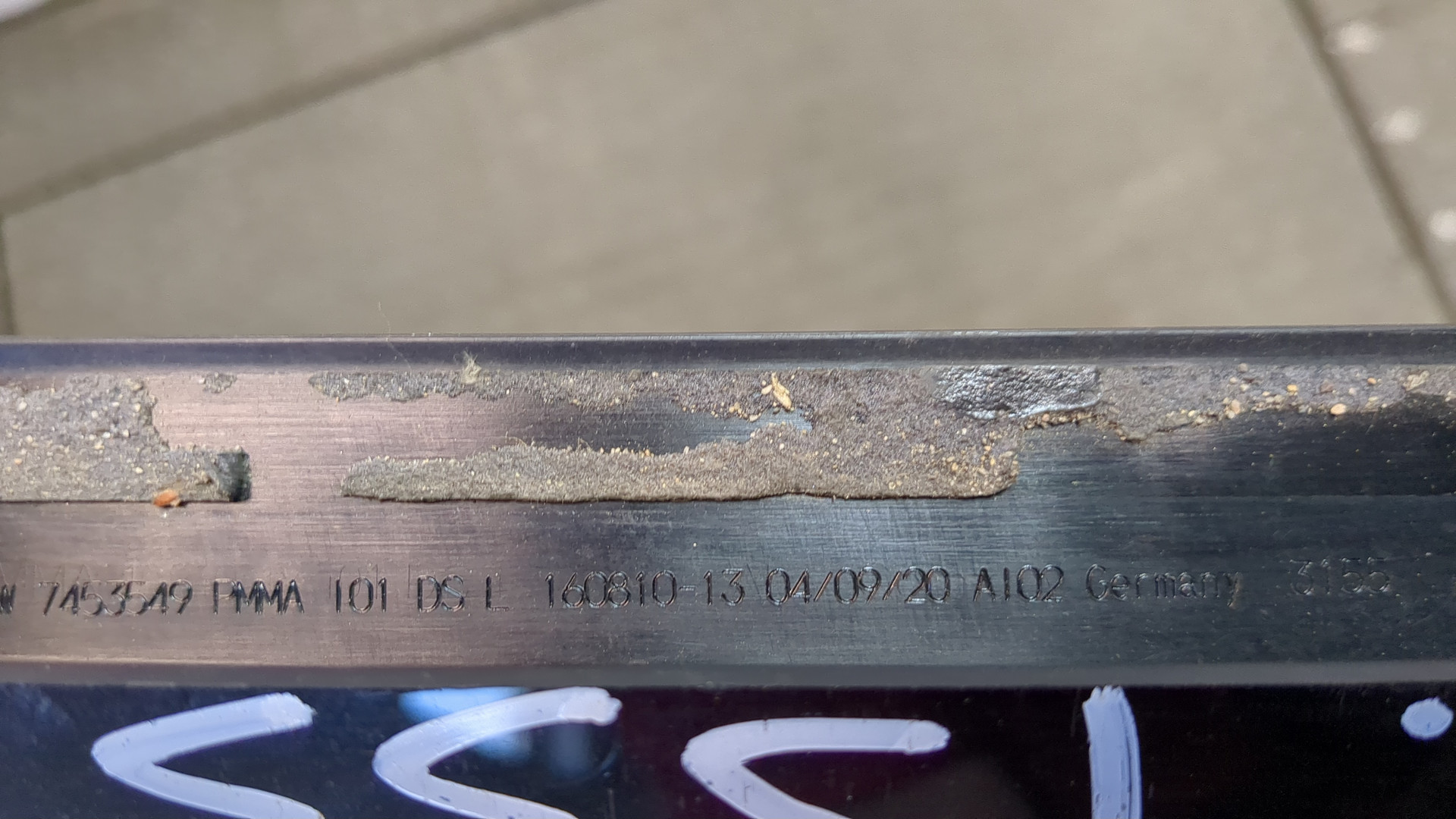 Накладка стекла заднего левого