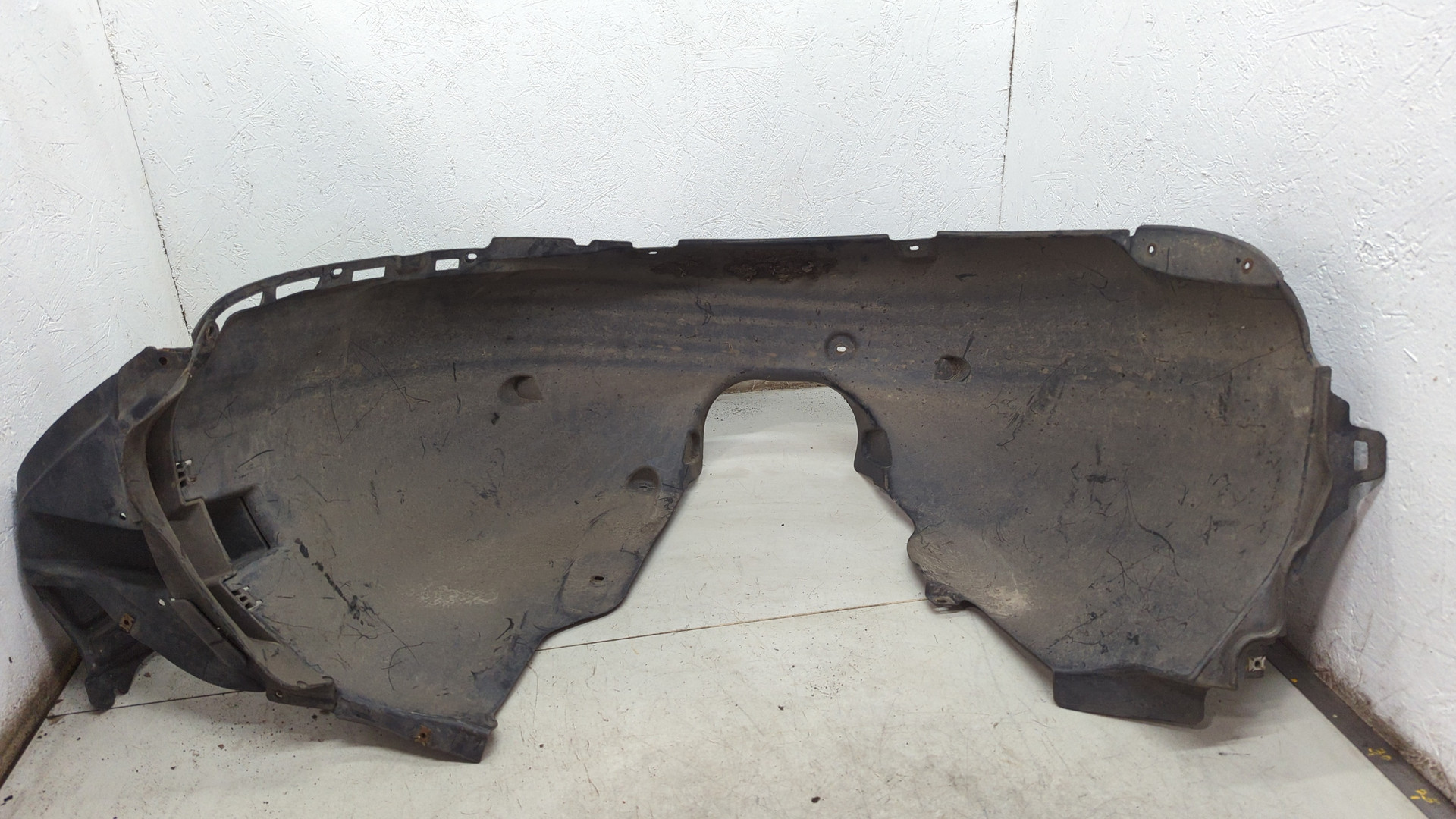 Локер передний левый