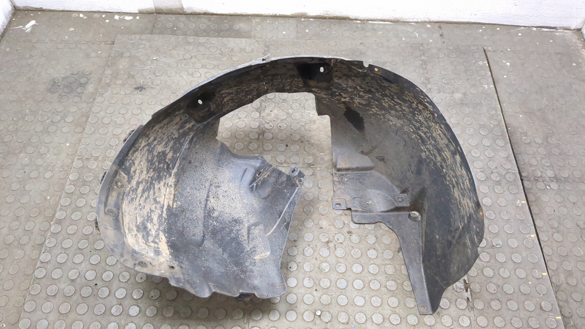 Локер передний правый