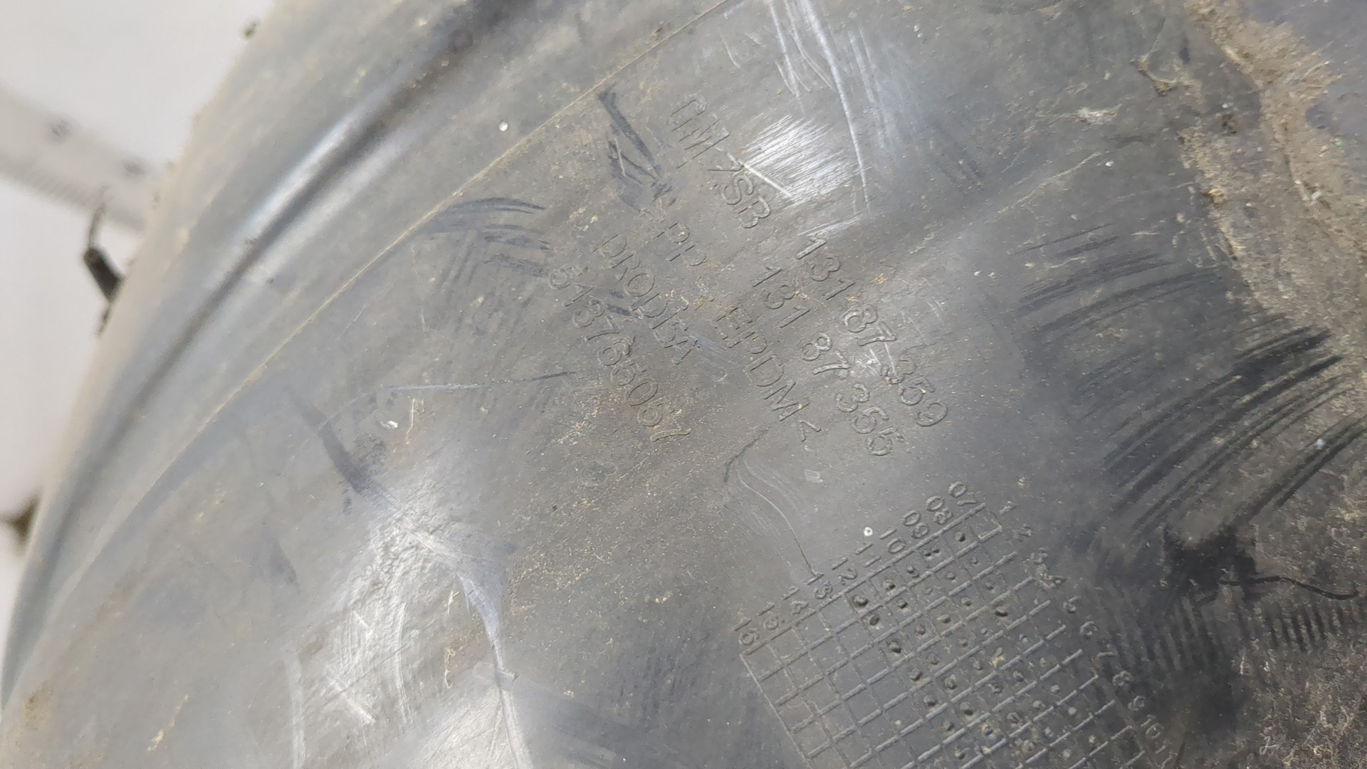 Локер передний правый