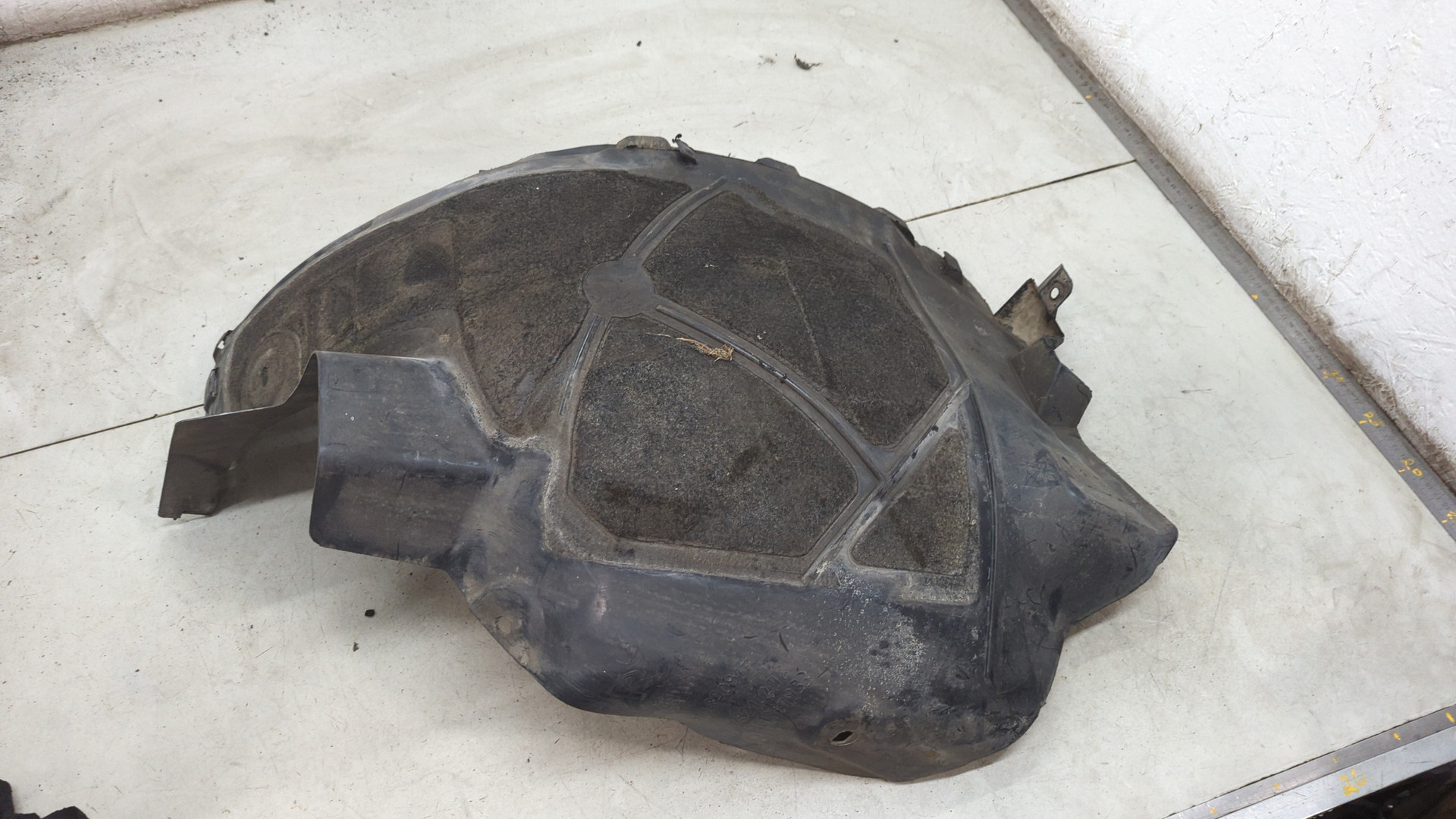 Локер передний правый