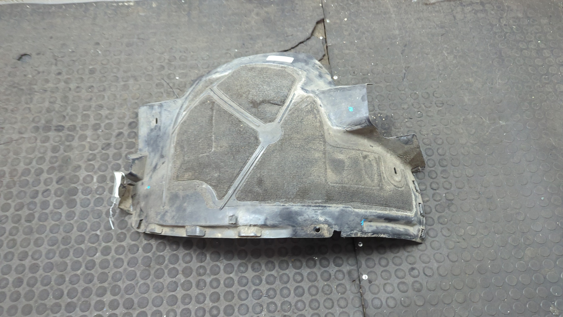 Локер передний правый