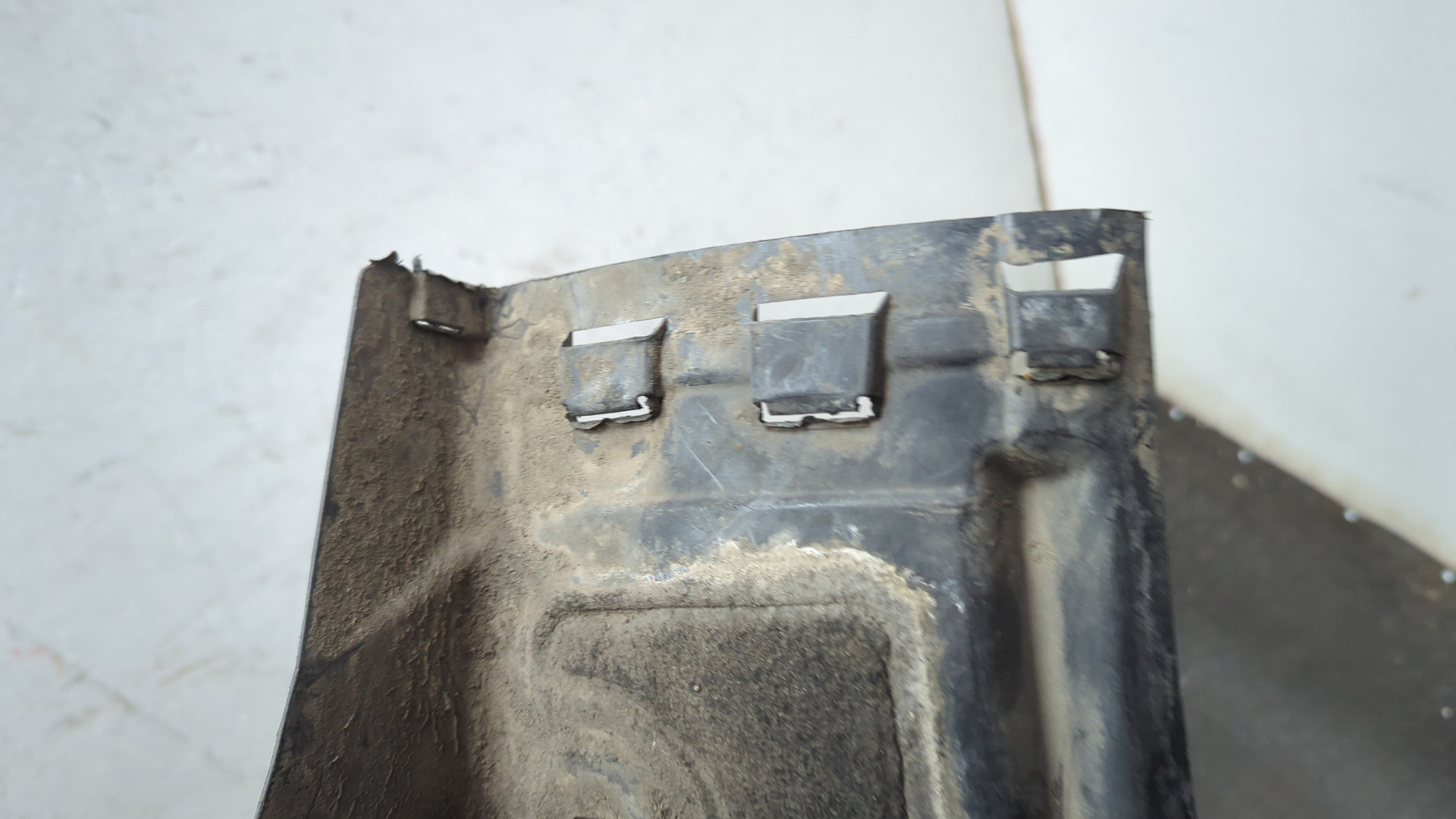 Локер передний правый