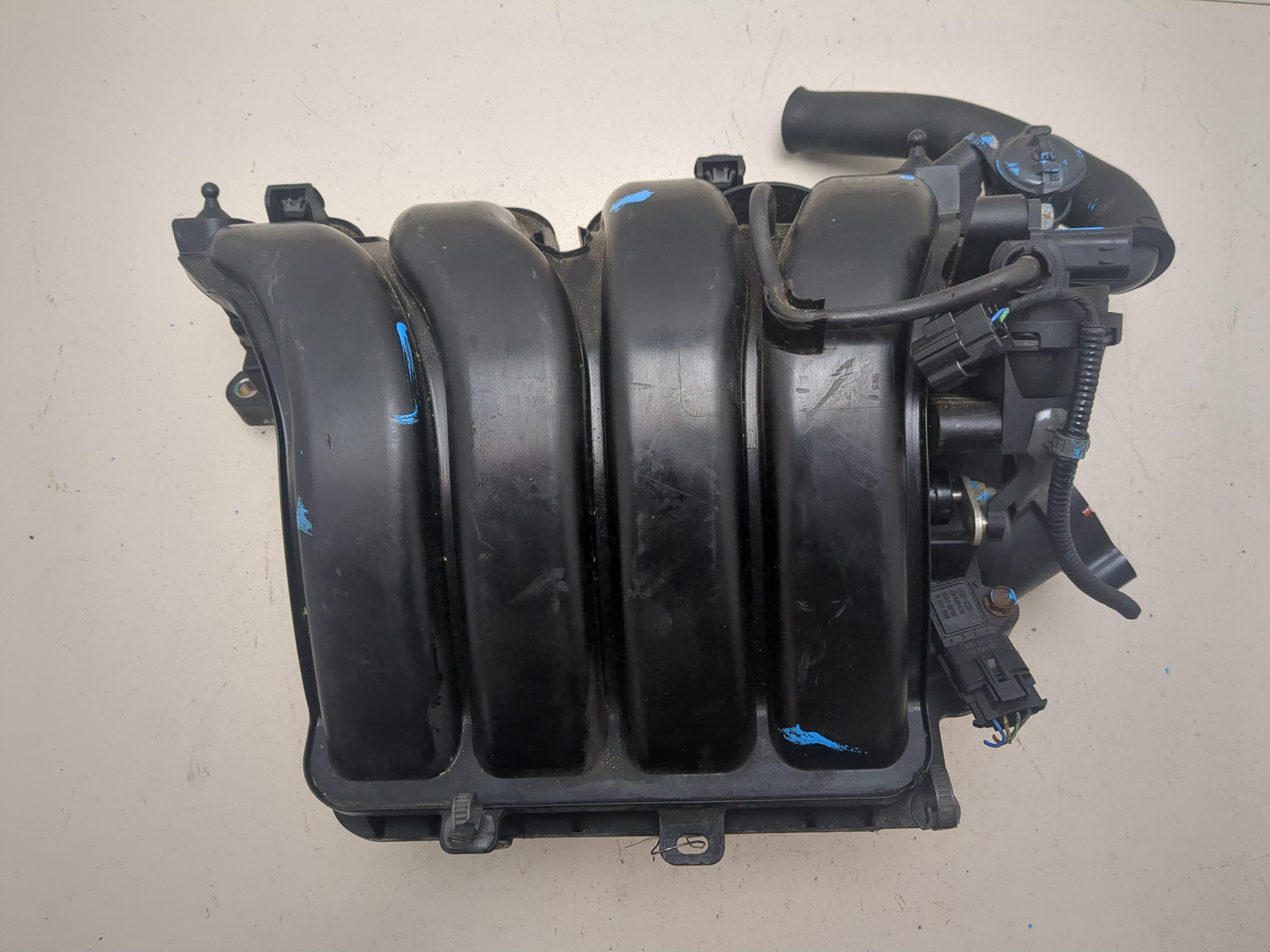 Коллектор впускной