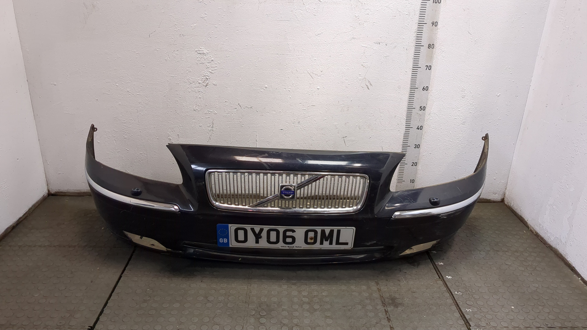 Бампер передний