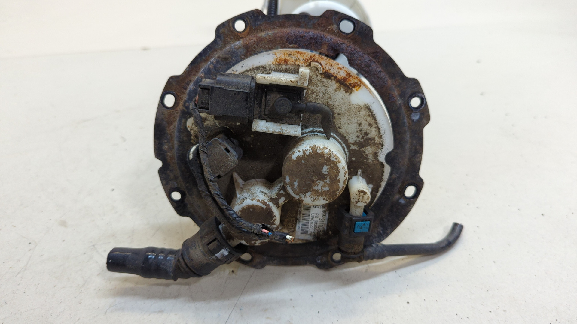 Насос топливный электрический