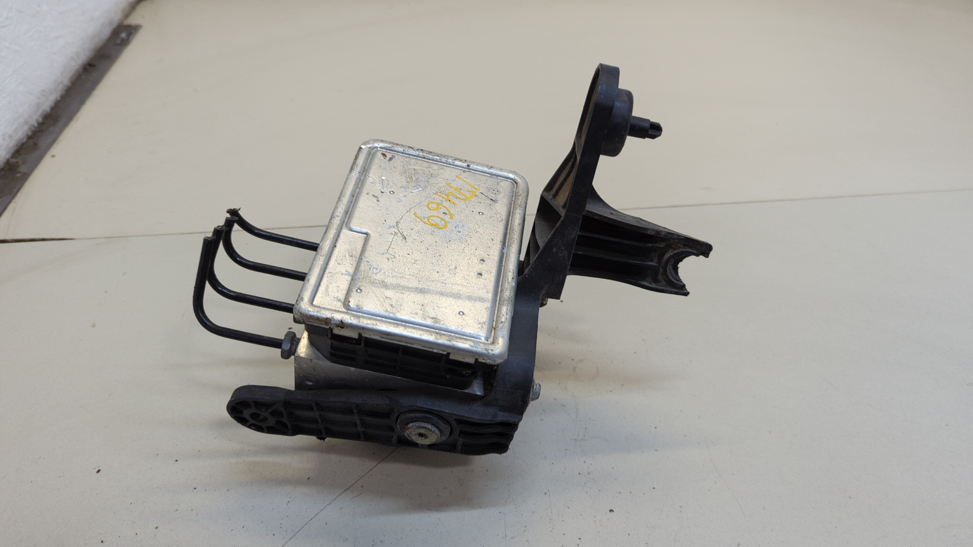 Блок ABS (насос)