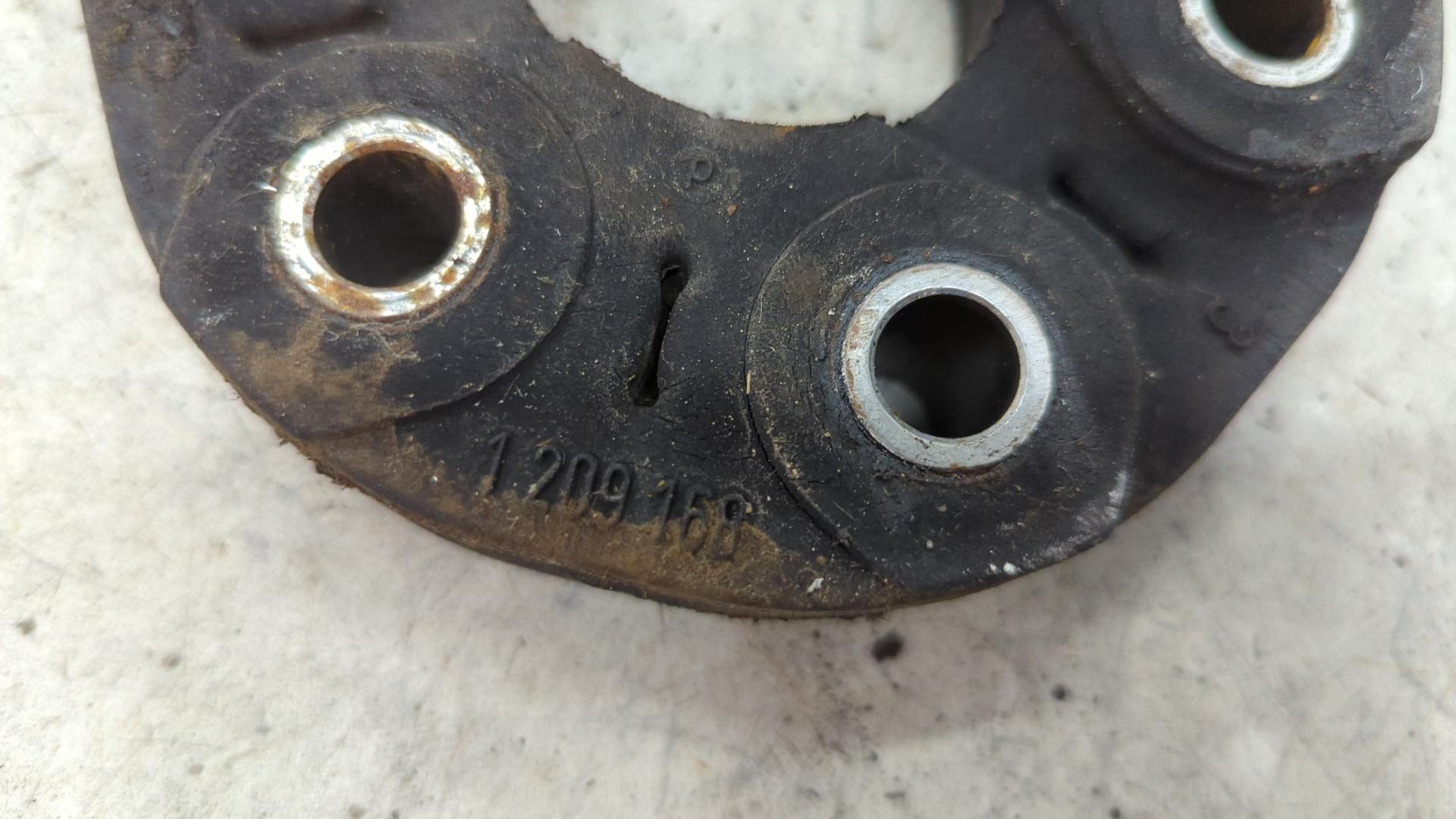 Муфта эластичная карданного вала