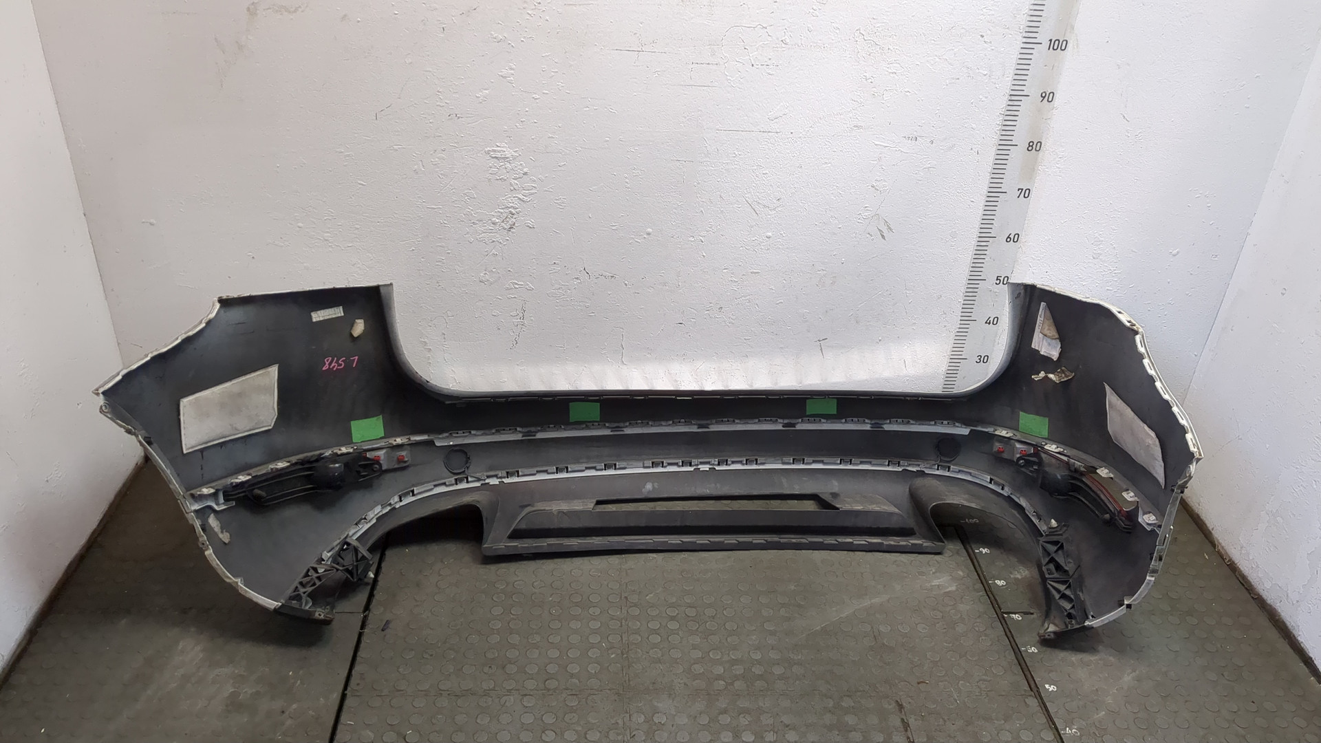 Бампер задний