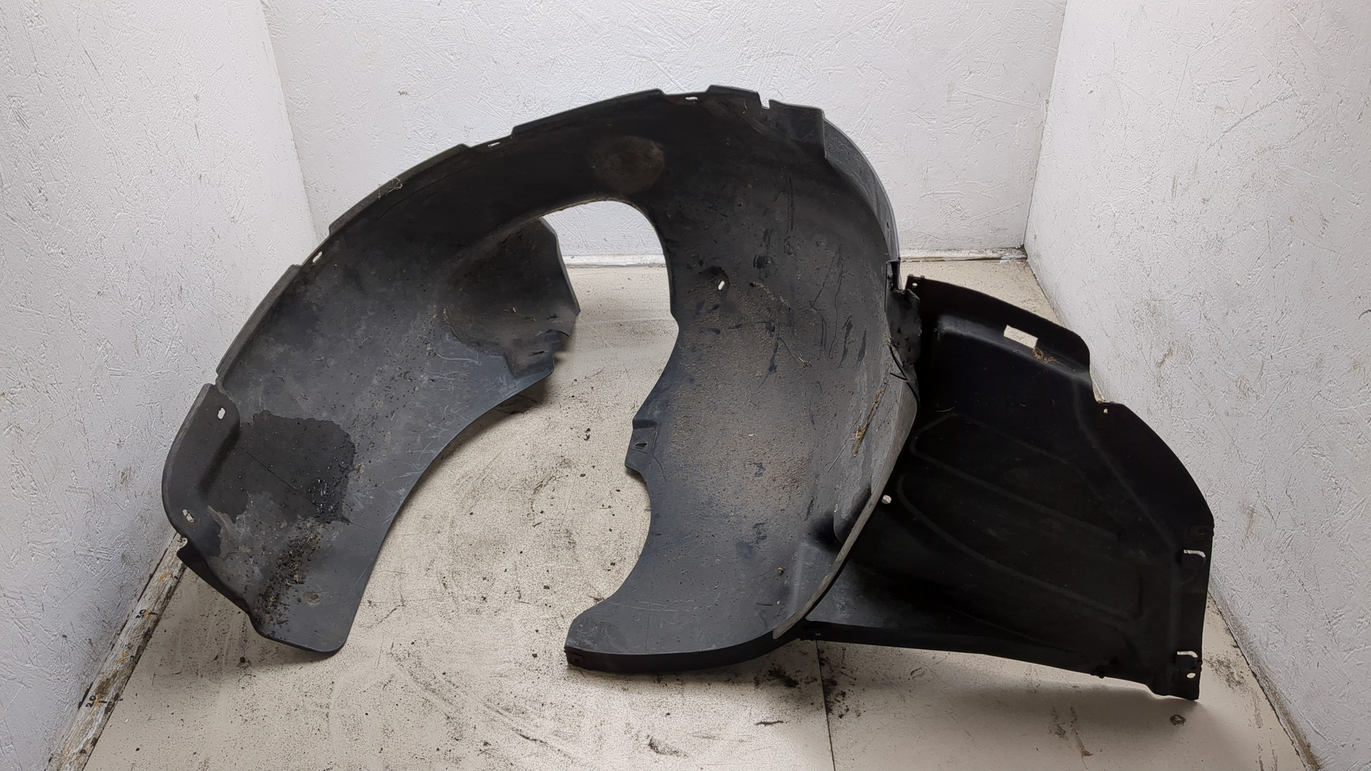 Локер передний правый